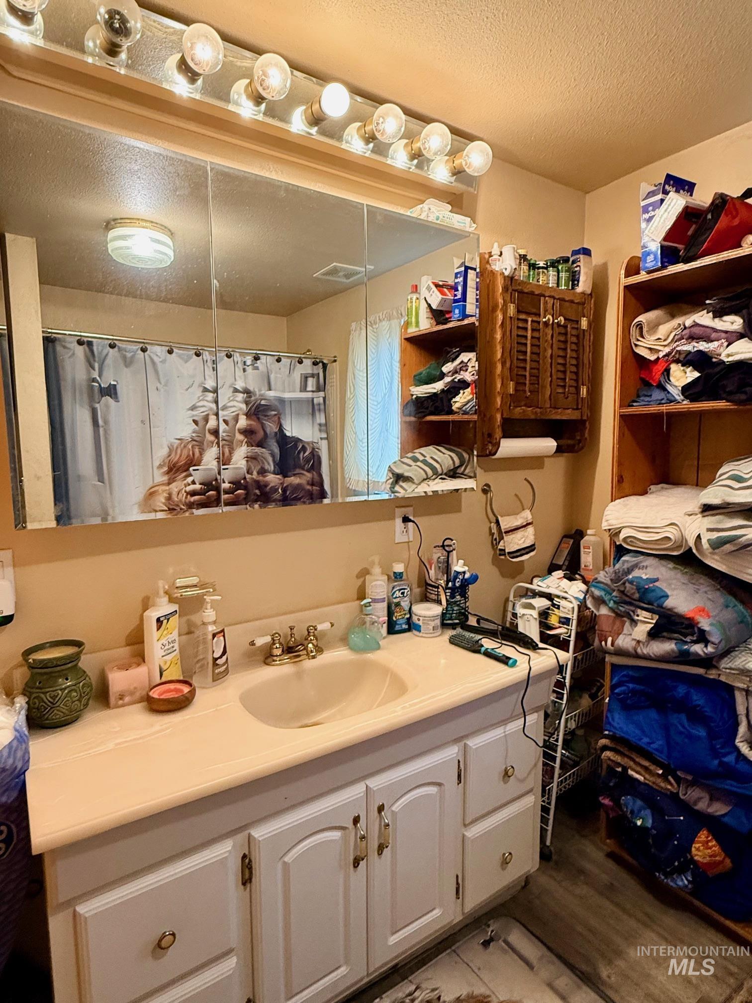 335 N Pine St, Peck, Idaho 83545, 1 Bedroom, 1 Bathroom, Residential For Sale, Price $299,000,MLS 98977273