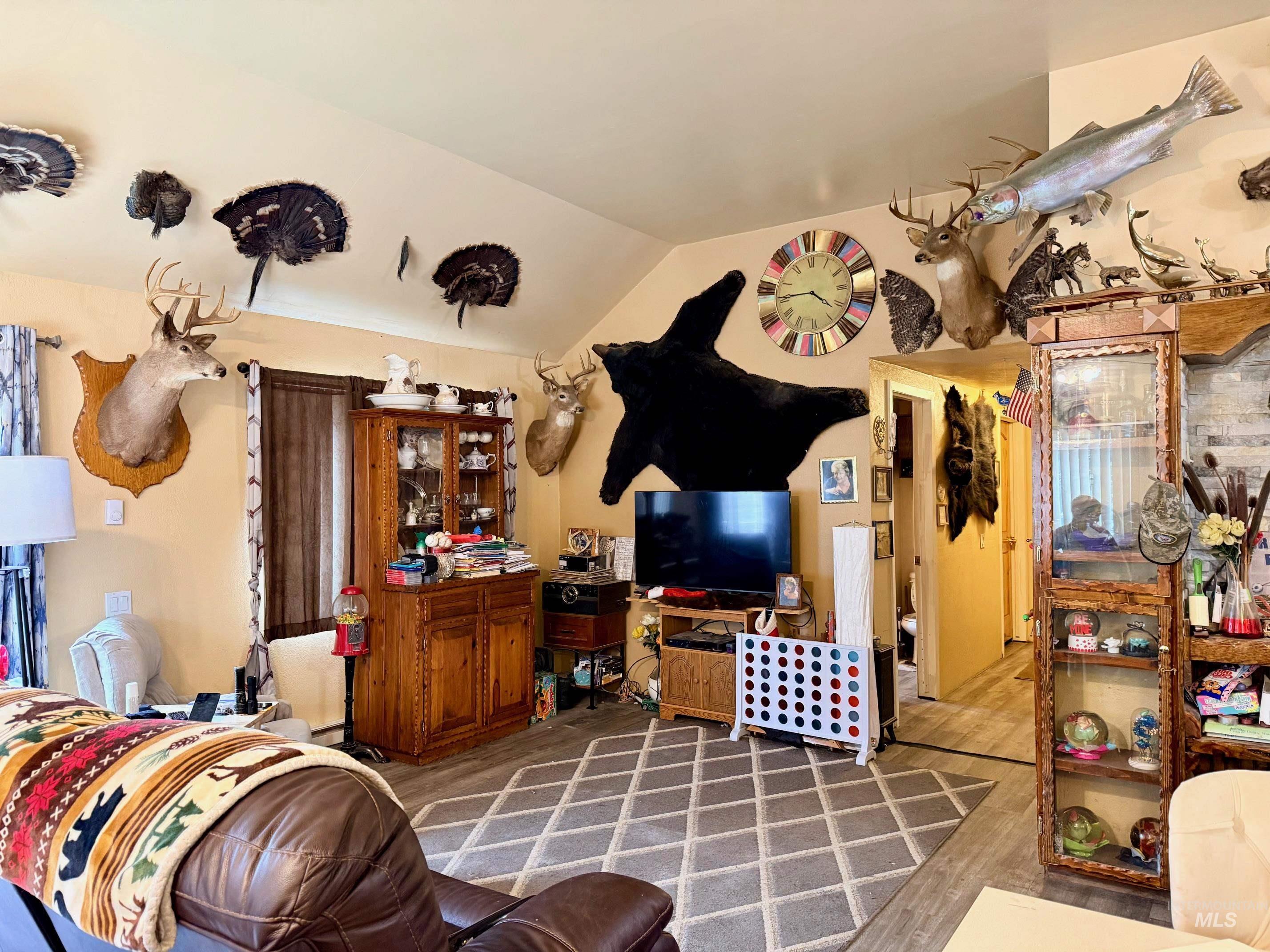 335 N Pine St, Peck, Idaho 83545, 1 Bedroom, 1 Bathroom, Residential For Sale, Price $299,000,MLS 98977273