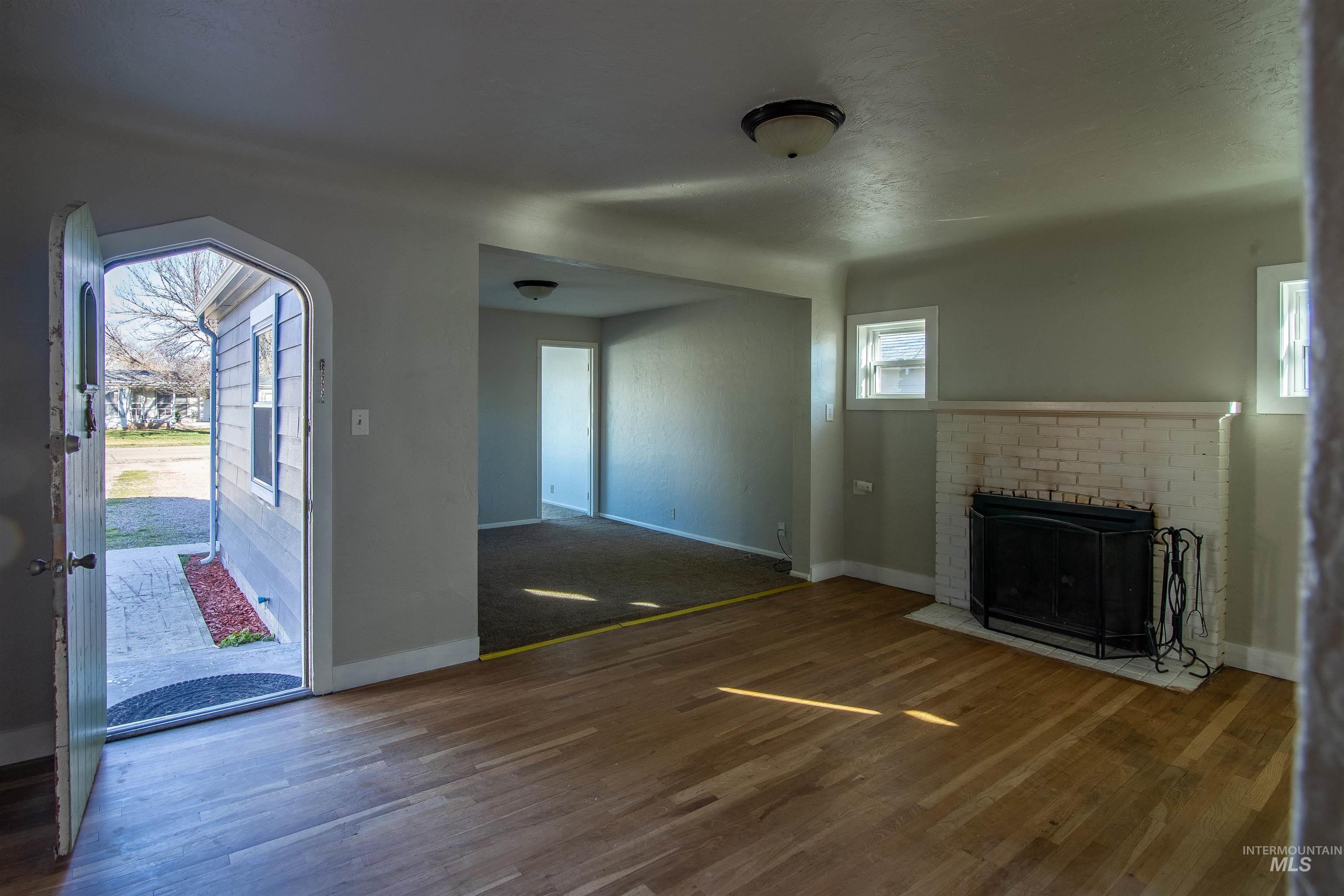 1407 S Elder St., Nampa, Idaho 83686-7410, 3 Bedrooms, 1 Bathroom, Residential For Sale, Price $314,900,MLS 98977275