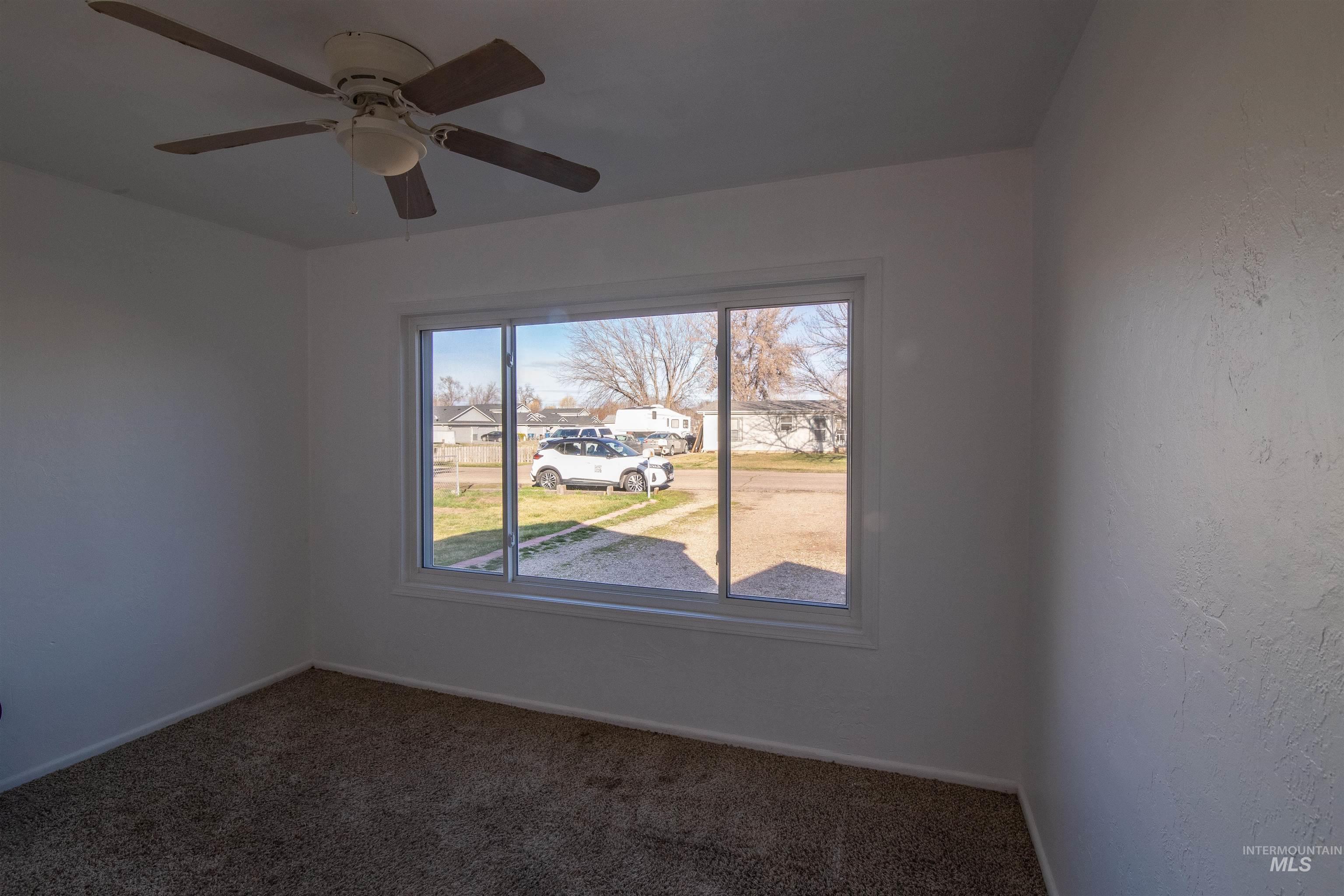 1407 S Elder St., Nampa, Idaho 83686-7410, 3 Bedrooms, 1 Bathroom, Residential For Sale, Price $314,900,MLS 98977275