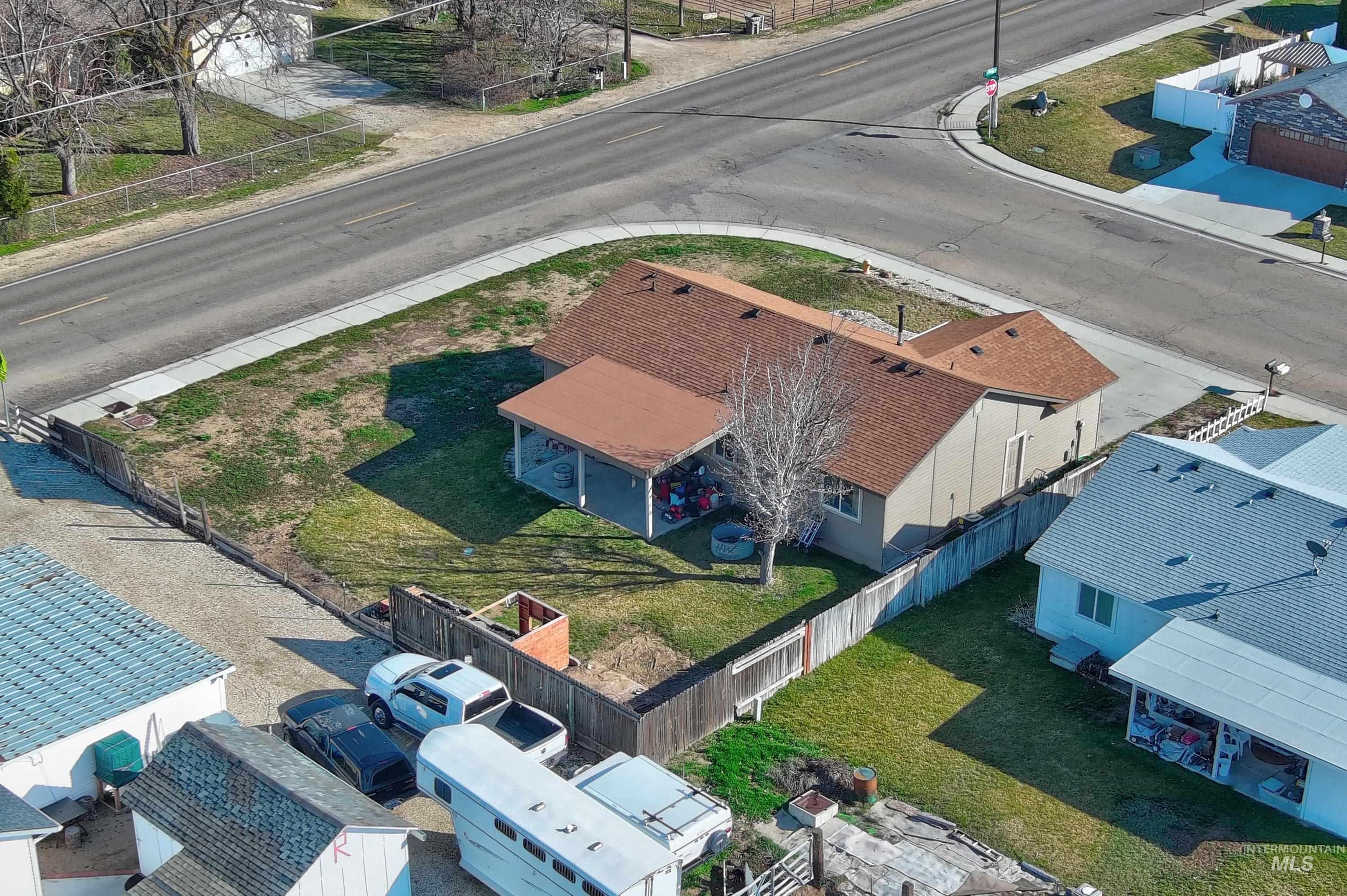 3020 Sugar Cane Drive, Nampa, Idaho 83687, 3 Bedrooms, 2 Bathrooms, Residential For Sale, Price $348,000, 98977277