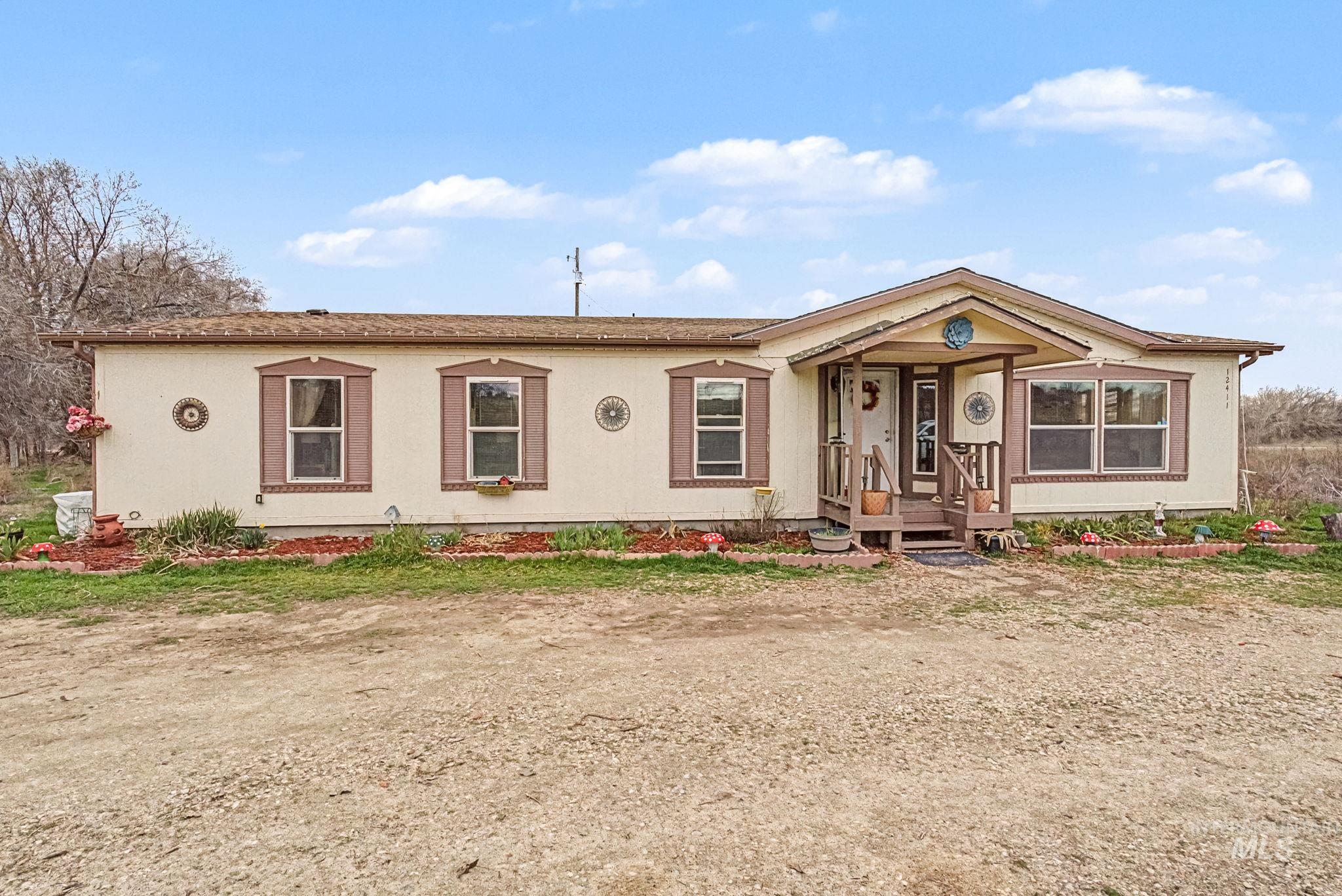 10567 Duck Lane, Nampa, Idaho 83686, 4 Bedrooms, 3 Bathrooms, Residential For Sale, Price $2,199,999, 98977278