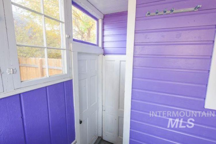 622 W Commercial St, Weiser, Idaho 83672, 2 Bedrooms, 1 Bathroom, Residential For Sale, Price $204,000,MLS 98977279