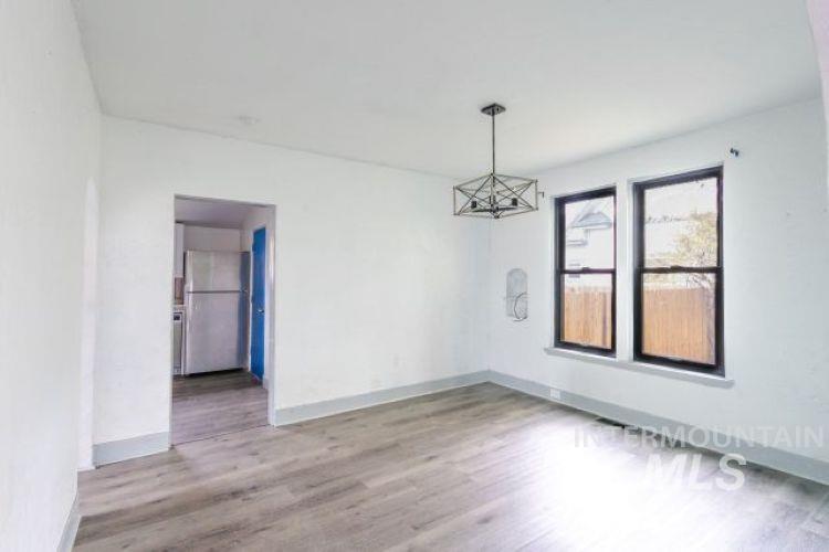 622 W Commercial St, Weiser, Idaho 83672, 2 Bedrooms, 1 Bathroom, Residential For Sale, Price $204,000,MLS 98977279