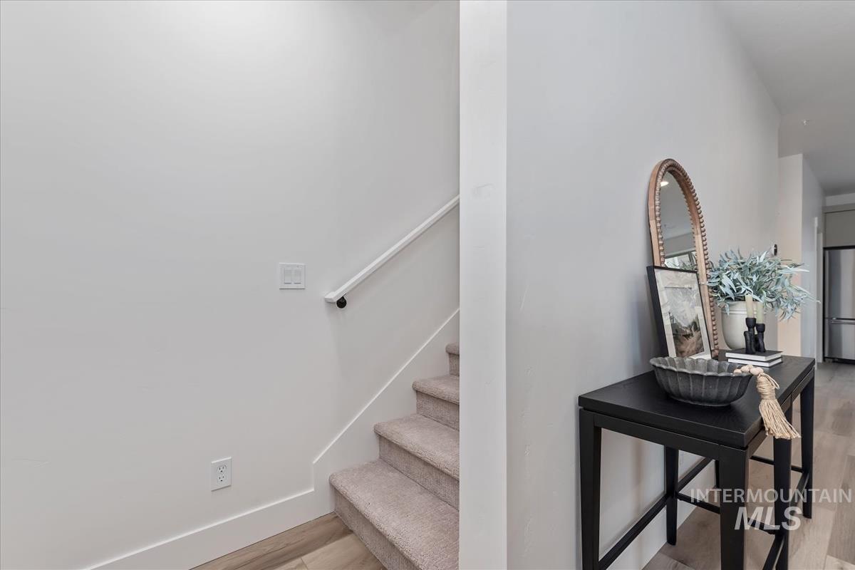 1659 W Burlison Ln., Boise, Idaho 83705, 3 Bedrooms, 3.5 Bathrooms, Residential For Sale, Price $464,880,MLS 98977280