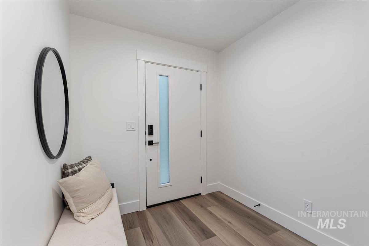 1659 W Burlison Ln., Boise, Idaho 83705, 3 Bedrooms, 3.5 Bathrooms, Residential For Sale, Price $464,880,MLS 98977280