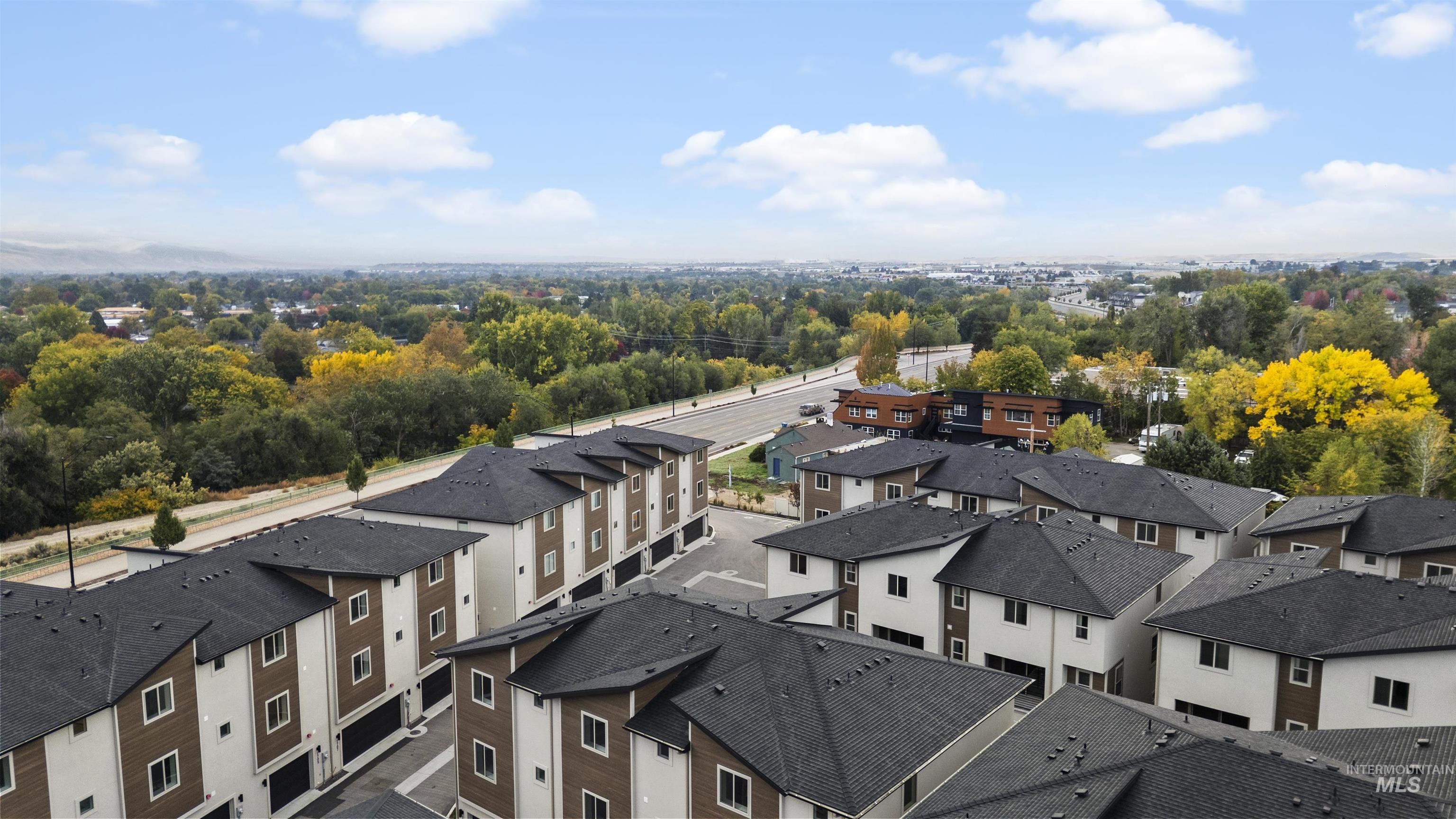 1659 W Burlison Ln., Boise, Idaho 83705, 3 Bedrooms, 3.5 Bathrooms, Residential For Sale, Price $464,880,MLS 98977280