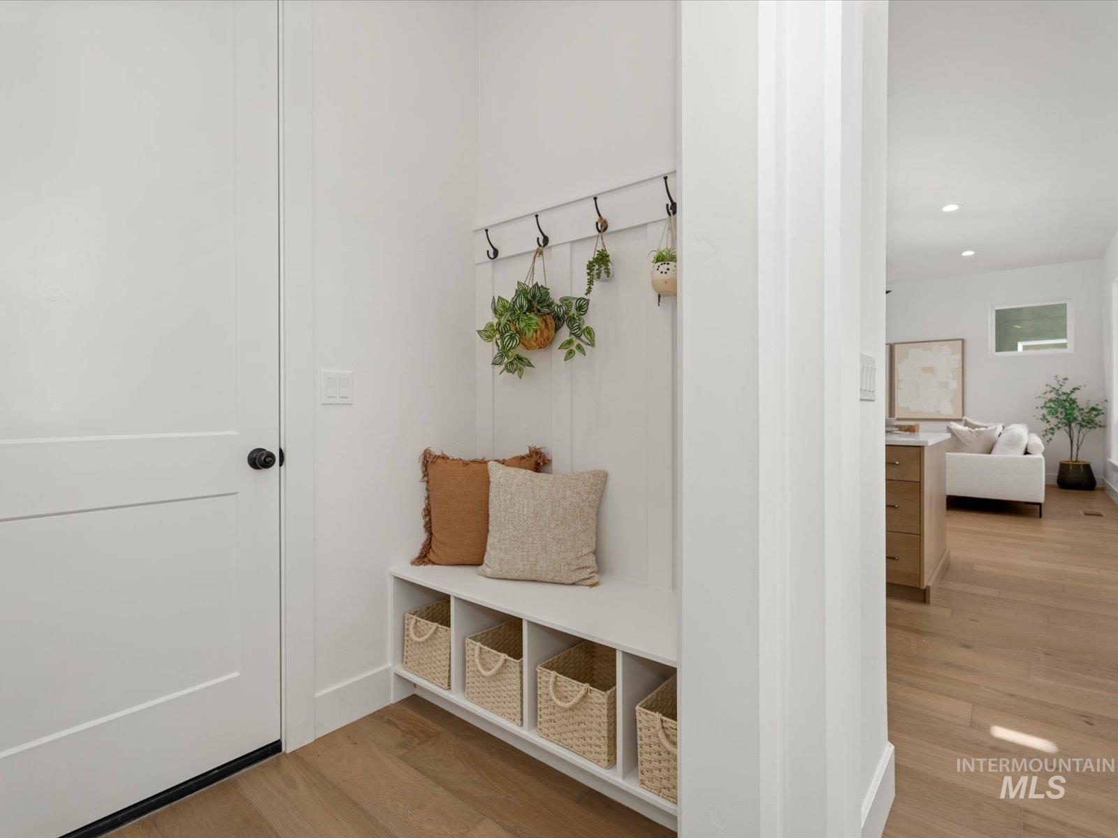 13898 N Malheur Pl, Boise, Idaho 83714, 3 Bedrooms, 2.5 Bathrooms, Residential For Sale, Price $893,875, 98977282