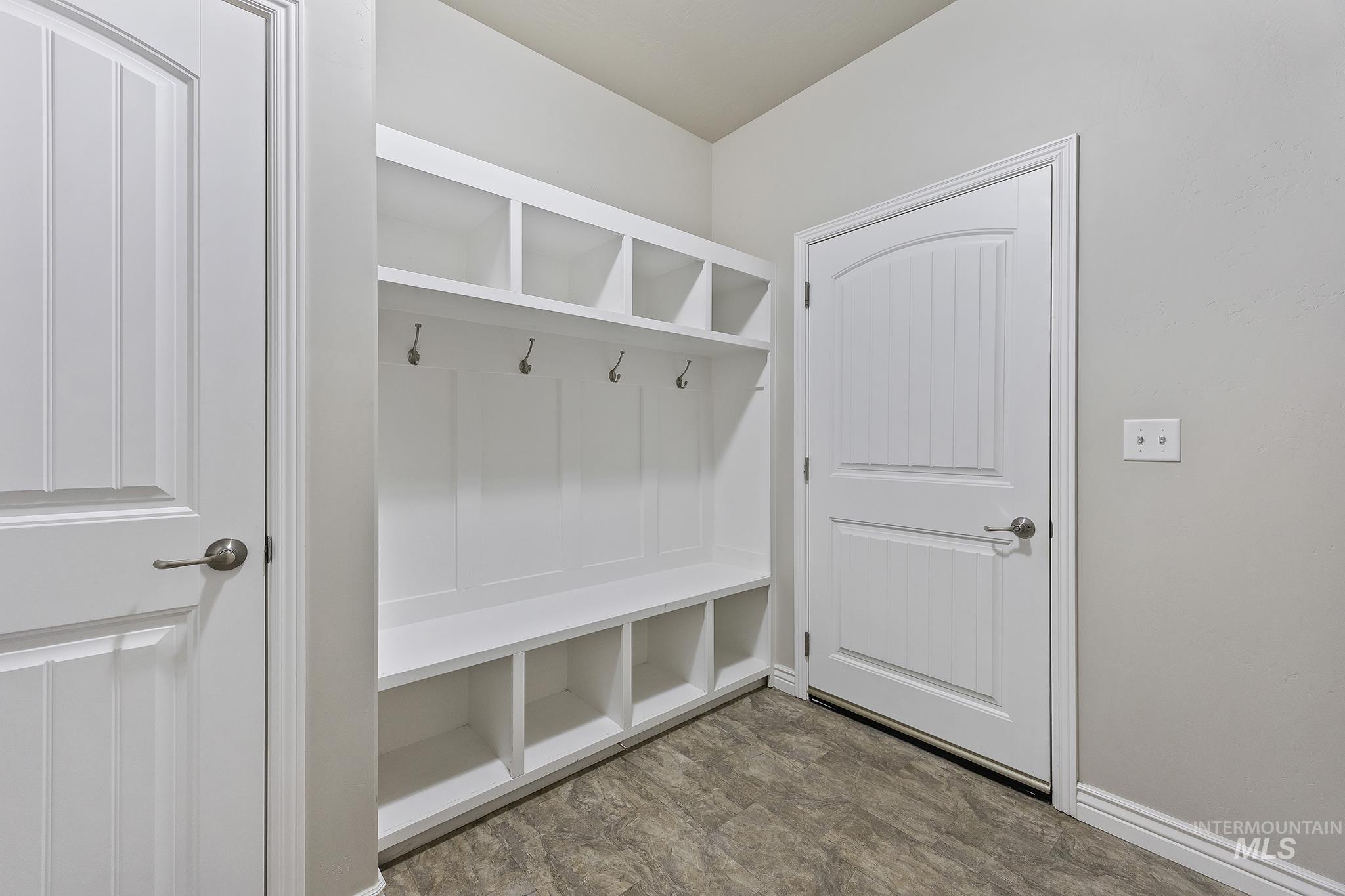 1407 Blue Grouse Way, Twin Falls, Idaho 83301, 3 Bedrooms, 2 Bathrooms, Residential For Sale, Price $355,000, 98977285