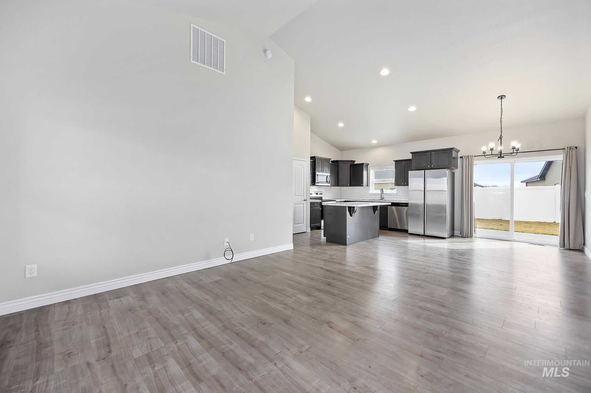 1407 Blue Grouse Way, Twin Falls, Idaho 83301, 3 Bedrooms, 2 Bathrooms, Residential For Sale, Price $355,000, 98977285