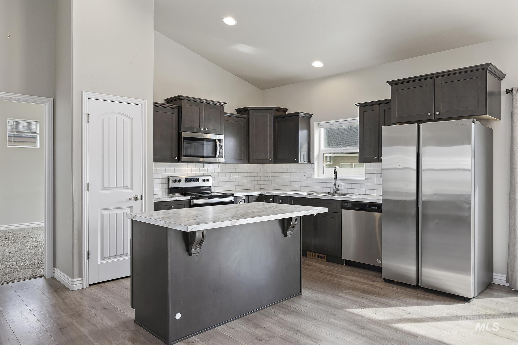 1407 Blue Grouse Way, Twin Falls, Idaho 83301, 3 Bedrooms, 2 Bathrooms, Residential For Sale, Price $355,000, 98977285