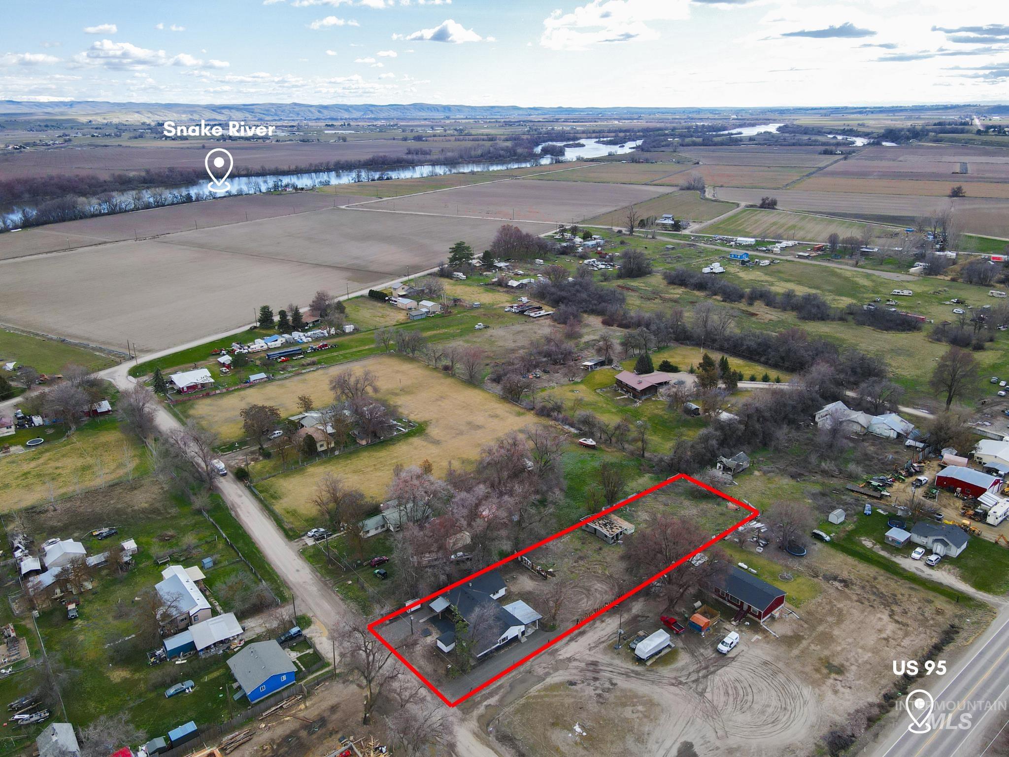 385/383 Bass St., Ontario, Oregon 97914-0000, 2 Bedrooms, 2 Bathrooms, Residential Income For Sale, Price $334,999, 98977286