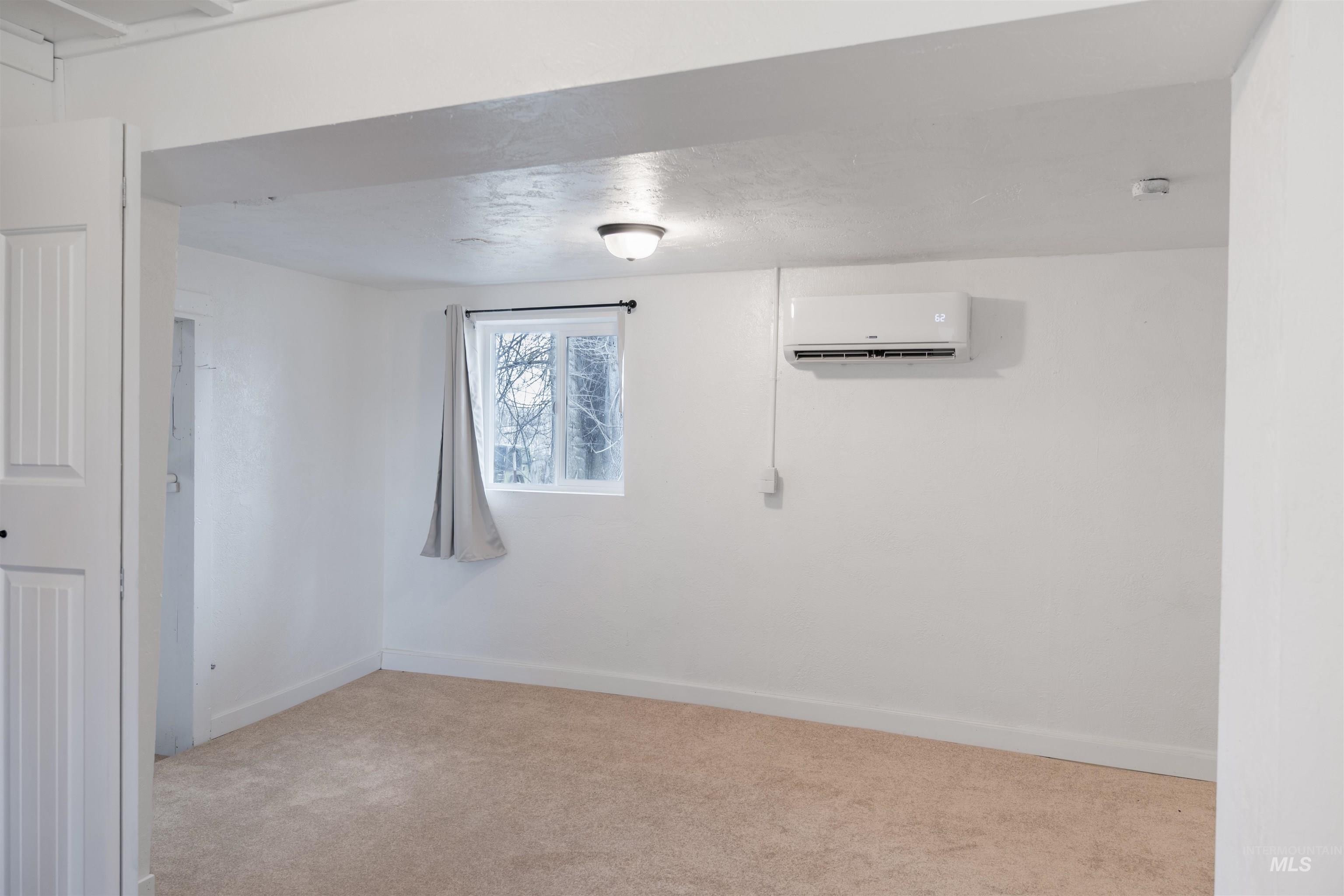 385/383 Bass St., Ontario, Oregon 97914-0000, 2 Bedrooms, 2 Bathrooms, Residential Income For Sale, Price $334,999, 98977286