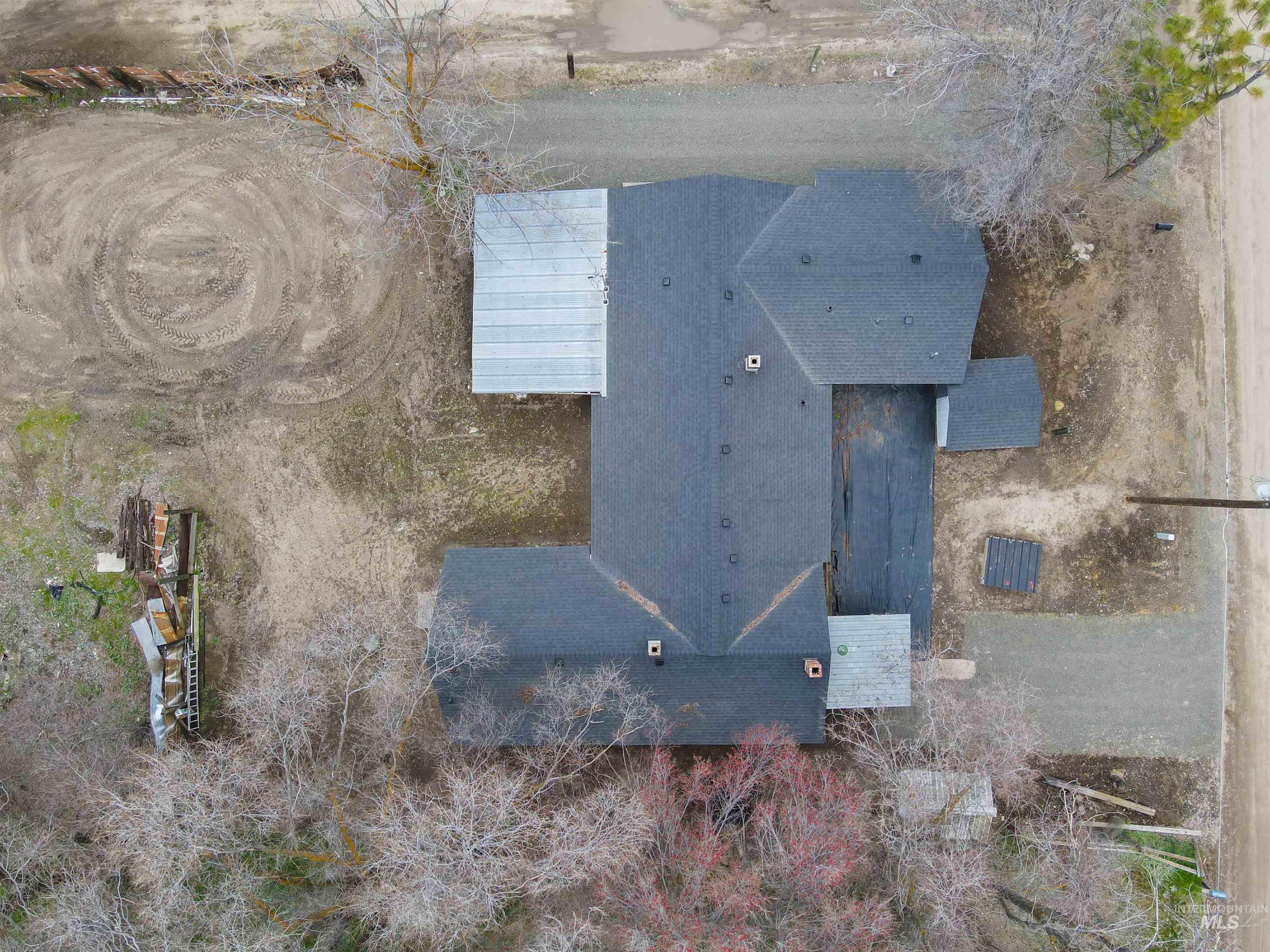 385/383 Bass St., Ontario, Oregon 97914-0000, 2 Bedrooms, 2 Bathrooms, Residential Income For Sale, Price $334,999, 98977286