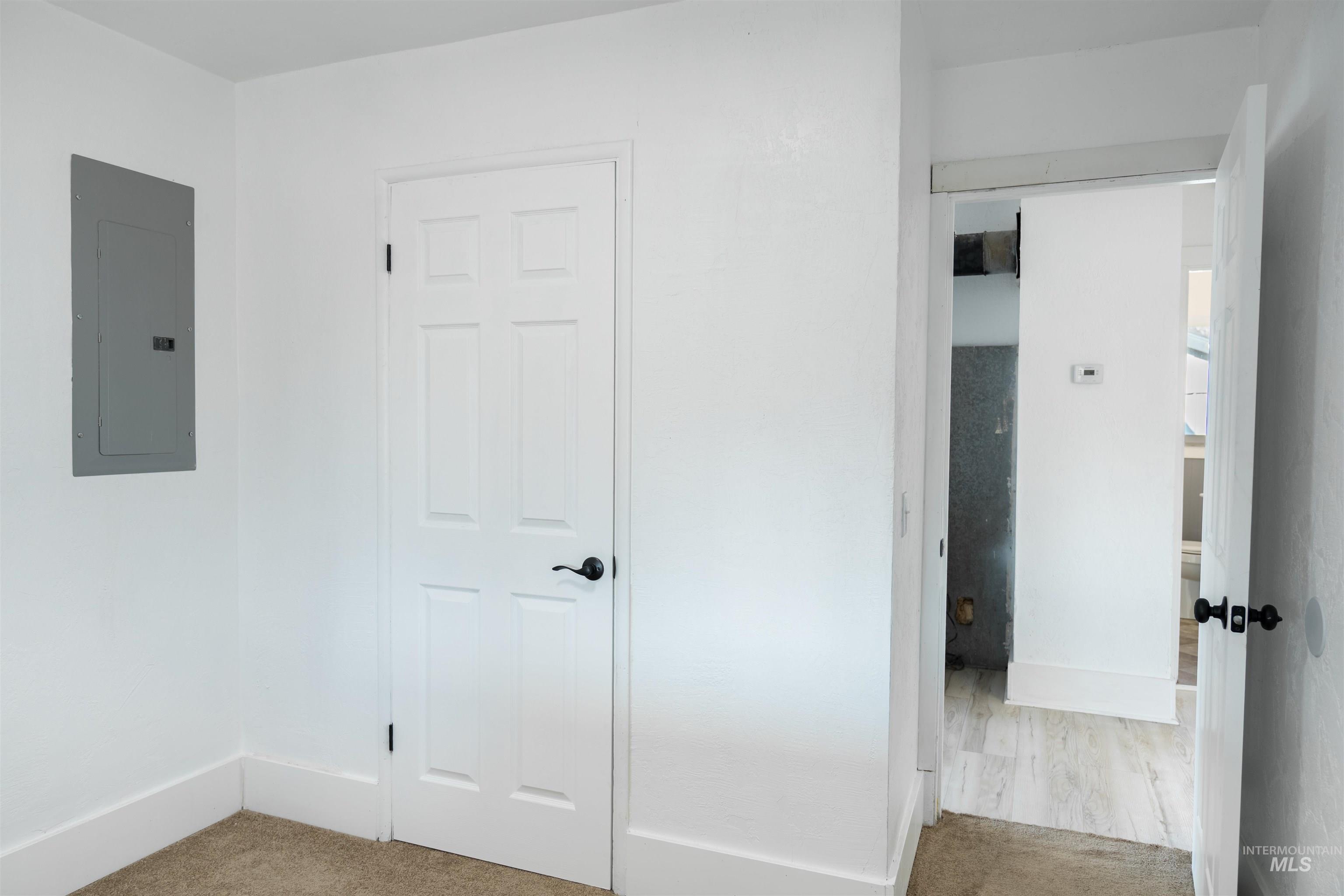 385/383 Bass St., Ontario, Oregon 97914-0000, 2 Bedrooms, 2 Bathrooms, Residential Income For Sale, Price $334,999, 98977286