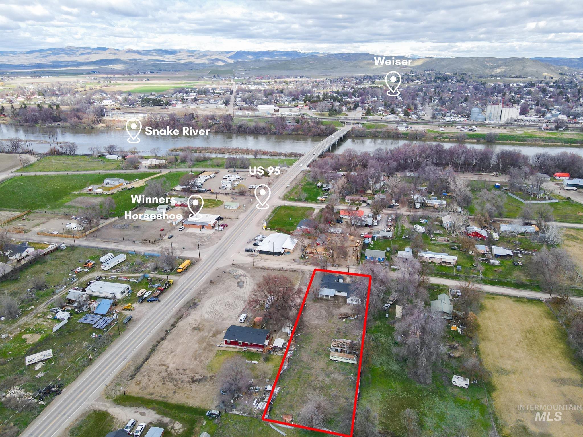 385/383 Bass St., Ontario, Oregon 97914-0000, 2 Bedrooms, 2 Bathrooms, Residential Income For Sale, Price $334,999, 98977286