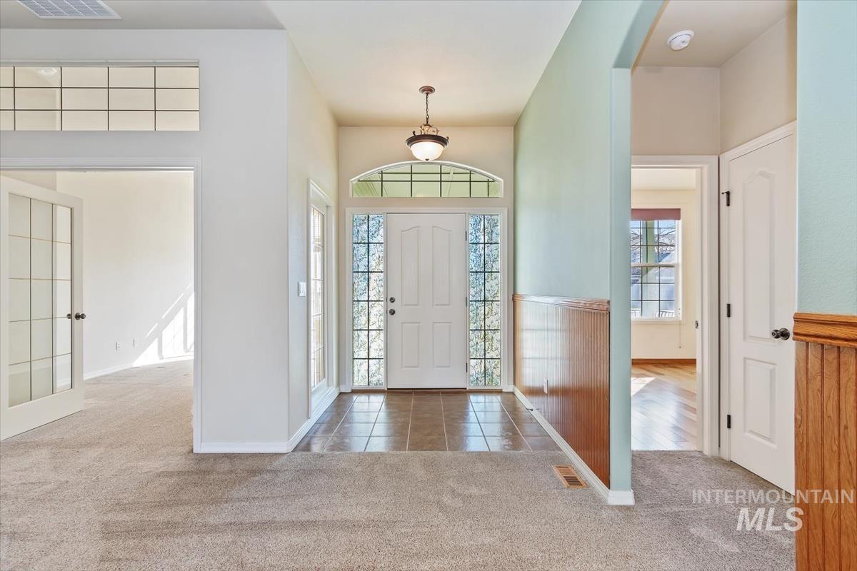 3663 N Elsinore Way, Meridian, Idaho 83646, 3 Bedrooms, 2.5 Bathrooms, Residential For Sale, Price $570,000, 98977289