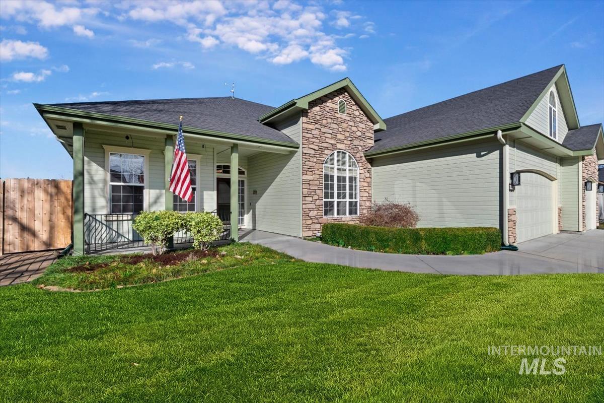 3663 N Elsinore Way, Meridian, Idaho 83646, 3 Bedrooms, 2.5 Bathrooms, Residential For Sale, Price $570,000, 98977289