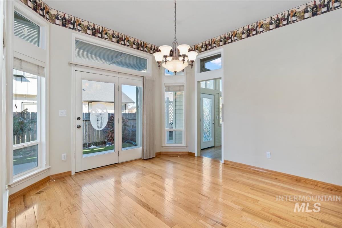 3663 N Elsinore Way, Meridian, Idaho 83646, 3 Bedrooms, 2.5 Bathrooms, Residential For Sale, Price $570,000, 98977289