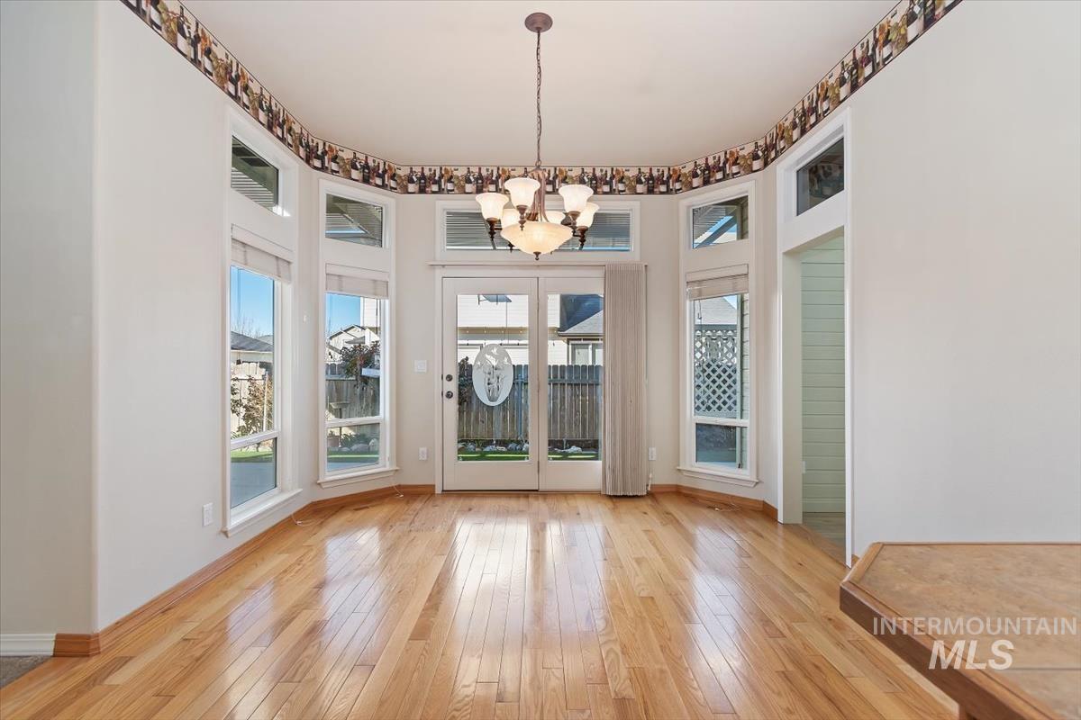 3663 N Elsinore Way, Meridian, Idaho 83646, 3 Bedrooms, 2.5 Bathrooms, Residential For Sale, Price $570,000, 98977289