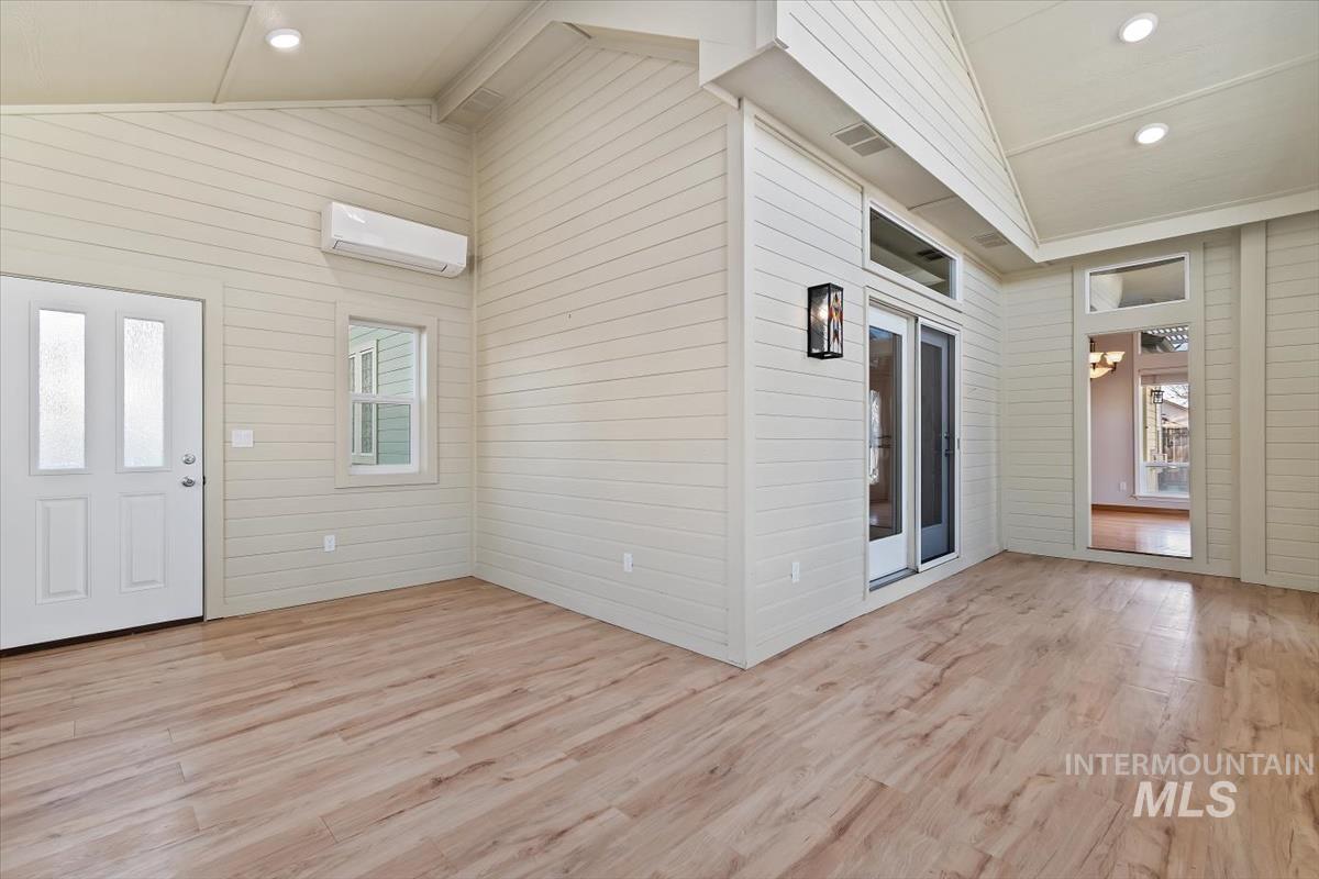 3663 N Elsinore Way, Meridian, Idaho 83646, 3 Bedrooms, 2.5 Bathrooms, Residential For Sale, Price $570,000, 98977289