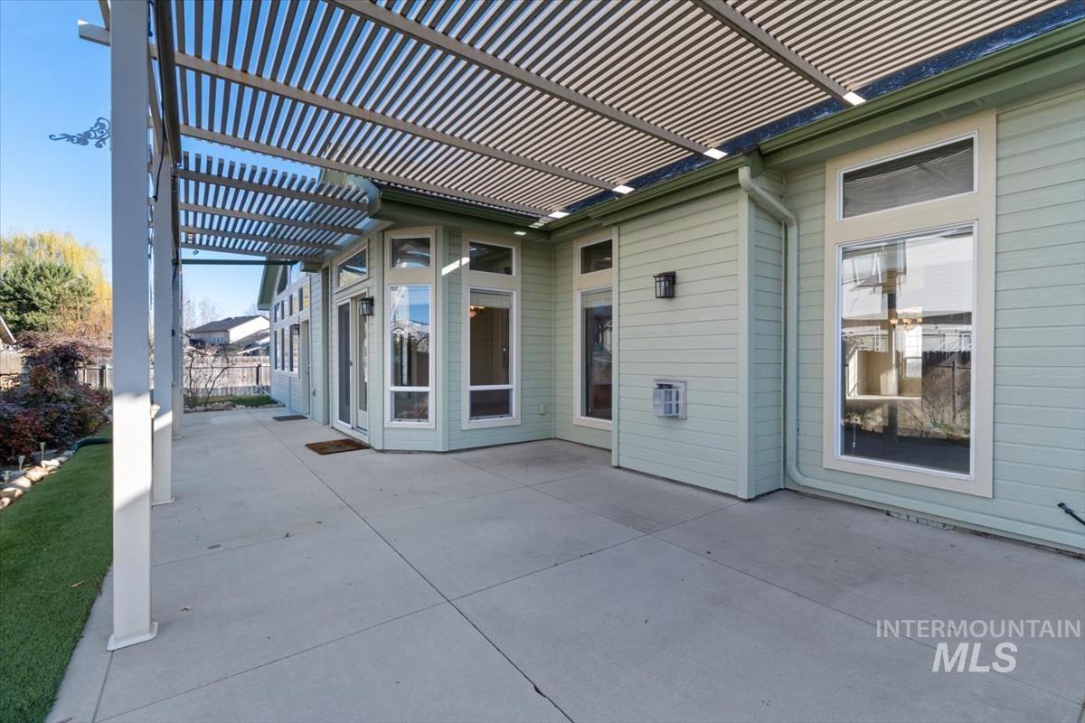 3663 N Elsinore Way, Meridian, Idaho 83646, 3 Bedrooms, 2.5 Bathrooms, Residential For Sale, Price $570,000, 98977289