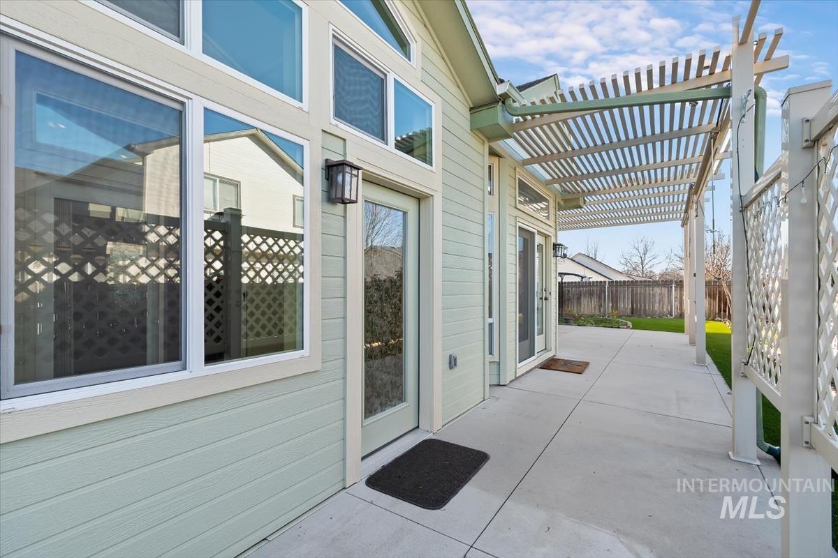 3663 N Elsinore Way, Meridian, Idaho 83646, 3 Bedrooms, 2.5 Bathrooms, Residential For Sale, Price $570,000, 98977289