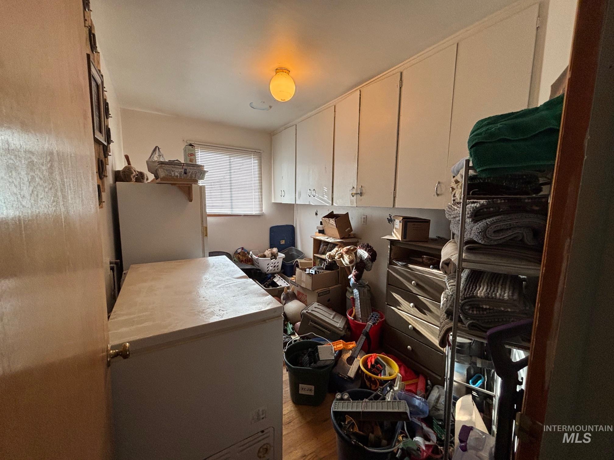 855 SE Yuba St, Mountain Home, Idaho 83647, 3 Bedrooms, 1 Bathroom, Residential For Sale, Price $210,000, 98977292