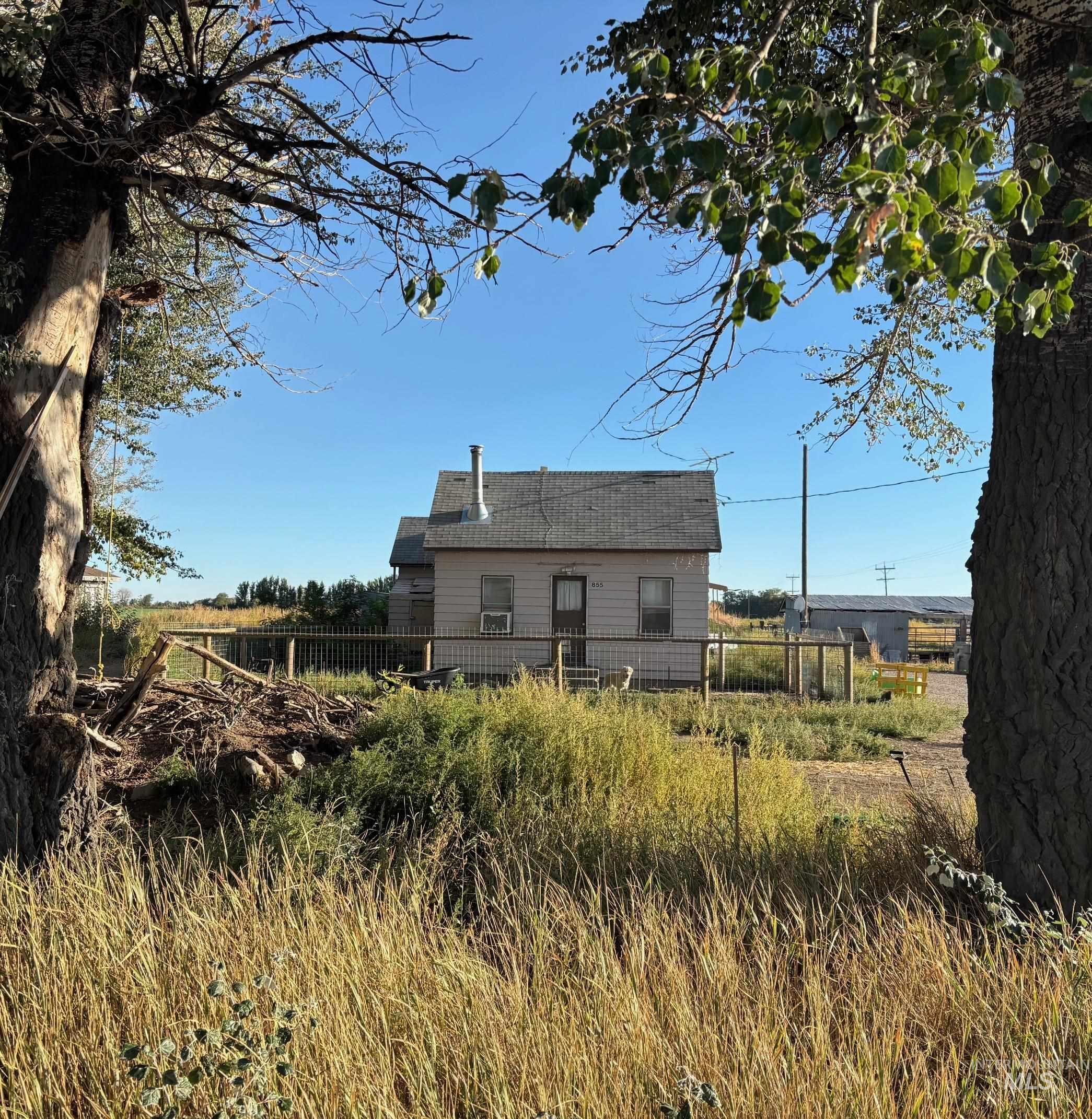 855 SE Yuba St, Mountain Home, Idaho 83647, 3 Bedrooms, 1 Bathroom, Residential For Sale, Price $210,000, 98977292