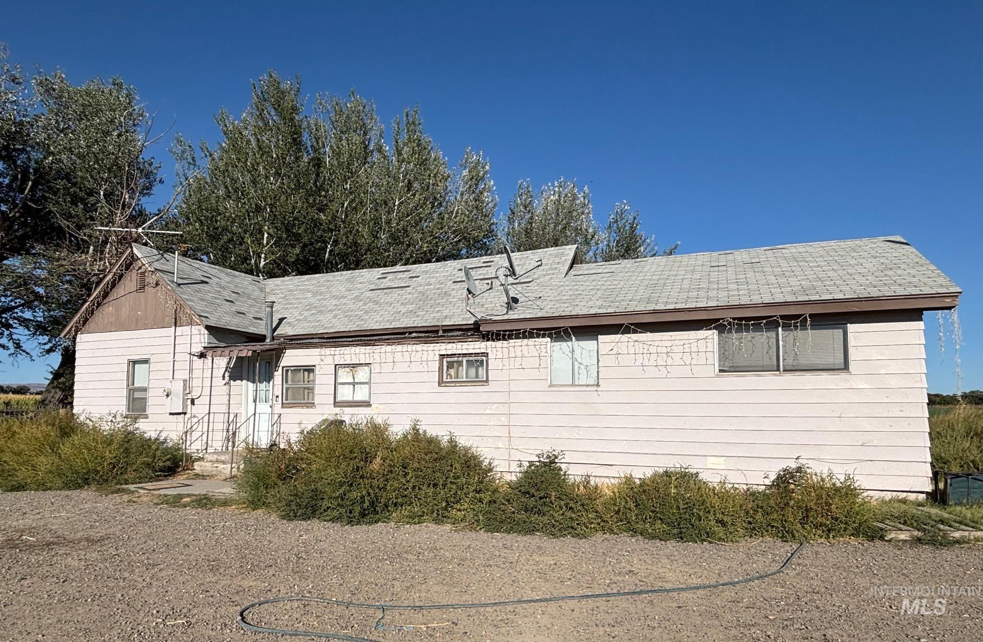 855 SE Yuba St, Mountain Home, Idaho 83647, 3 Bedrooms, 1 Bathroom, Residential For Sale, Price $210,000, 98977292