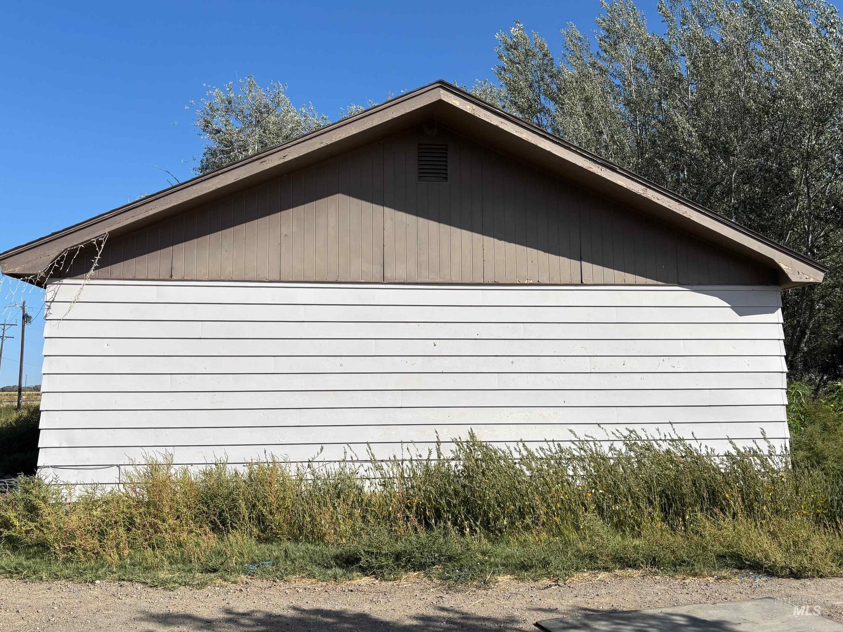 855 SE Yuba St, Mountain Home, Idaho 83647, 3 Bedrooms, 1 Bathroom, Residential For Sale, Price $210,000, 98977292