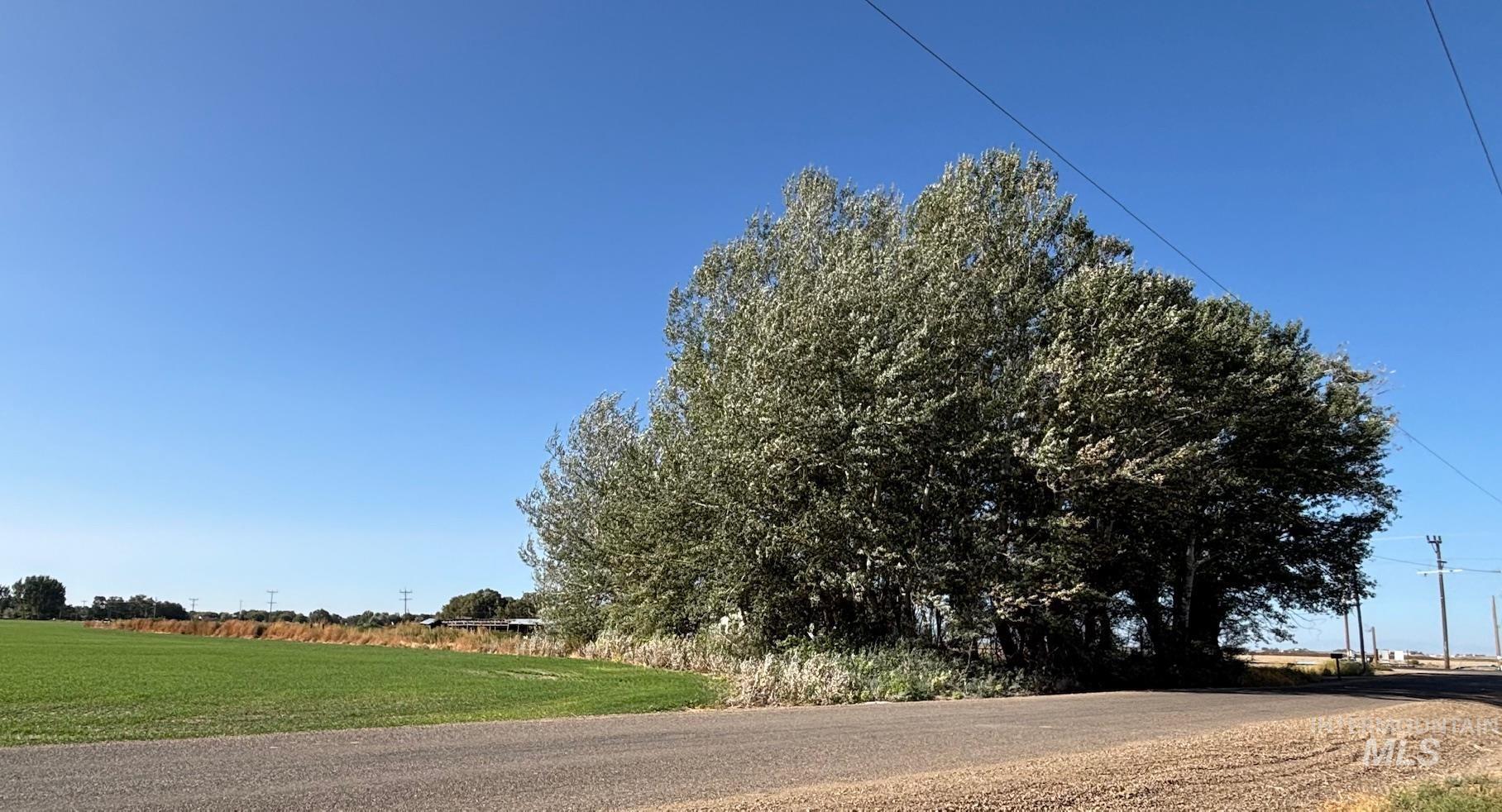 855 SE Yuba St, Mountain Home, Idaho 83647, 3 Bedrooms, 1 Bathroom, Residential For Sale, Price $210,000, 98977292