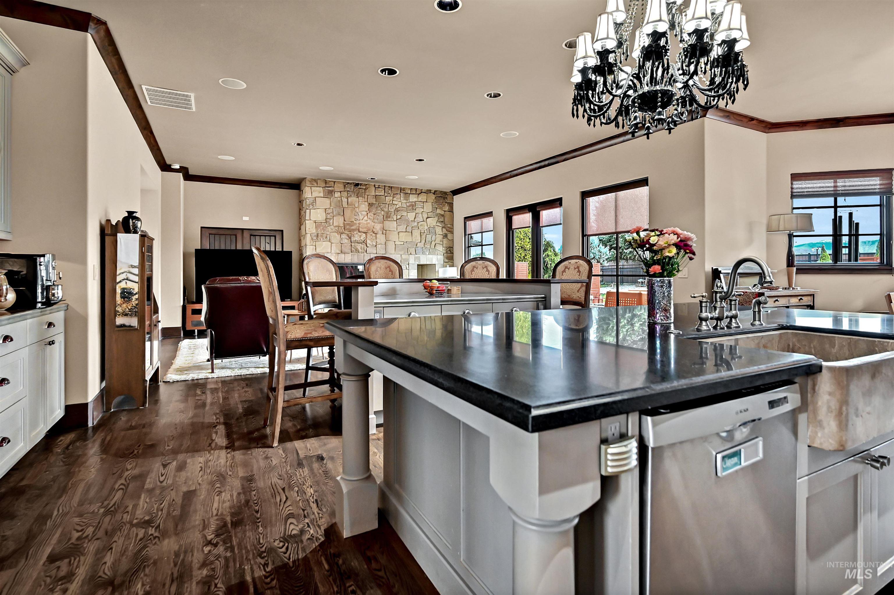 1810 N Valle Bello Way, Eagle, Idaho 83616, 4 Bedrooms, 4.5 Bathrooms, Residential For Sale, Price $1,598,000, 98977294