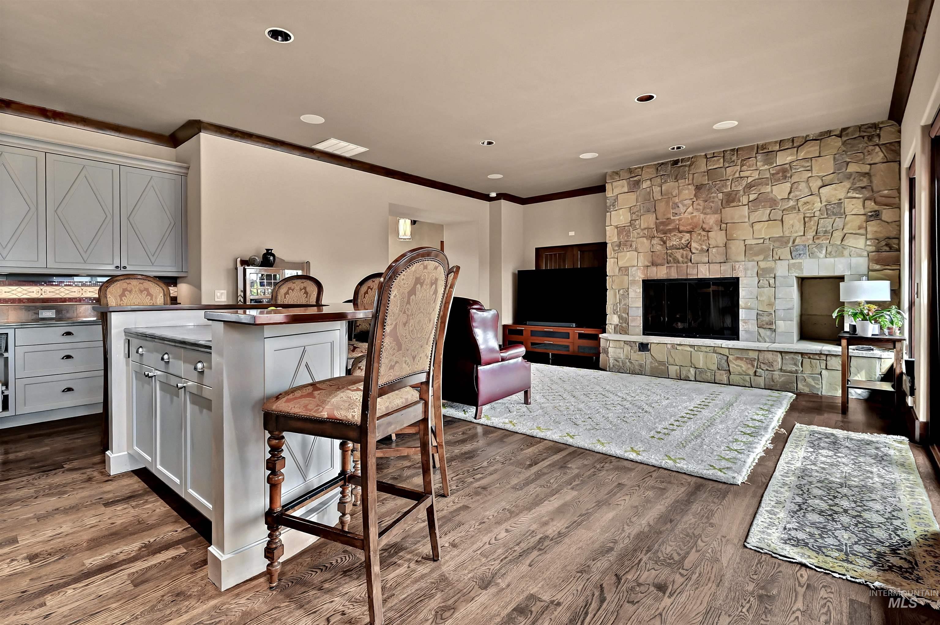 1810 N Valle Bello Way, Eagle, Idaho 83616, 4 Bedrooms, 4.5 Bathrooms, Residential For Sale, Price $1,598,000, 98977294