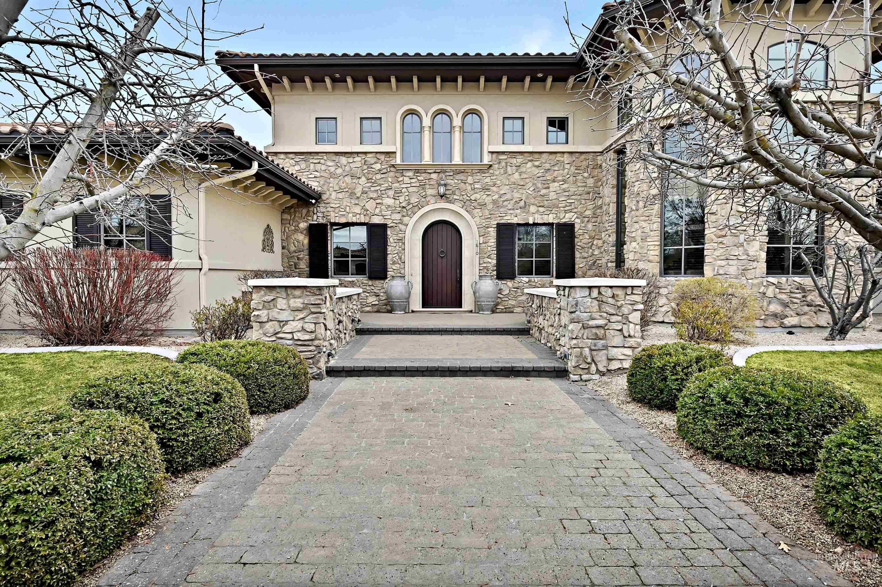 1810 N Valle Bello Way, Eagle, Idaho 83616, 4 Bedrooms, 4.5 Bathrooms, Residential For Sale, Price $1,850,000, 98977294