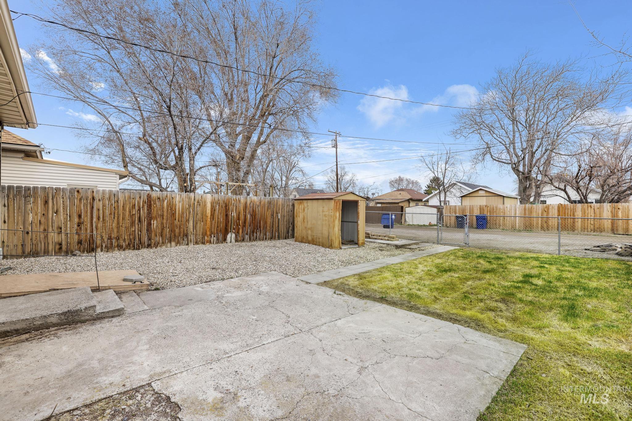 332 4th Ave W, Twin Falls, Idaho 83301, 1 Bedroom, 1 Bathroom, Residential For Sale, Price $229,900,MLS 98977305