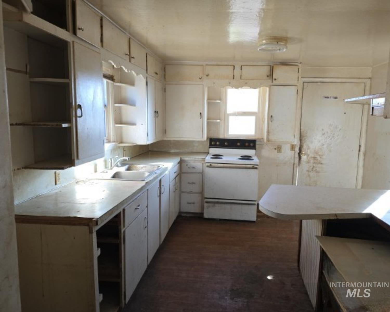 620 S Fillmore St, Jerome, Idaho 83338, 2 Bedrooms, 1 Bathroom, Residential For Sale, Price $160,000,MLS 98977306