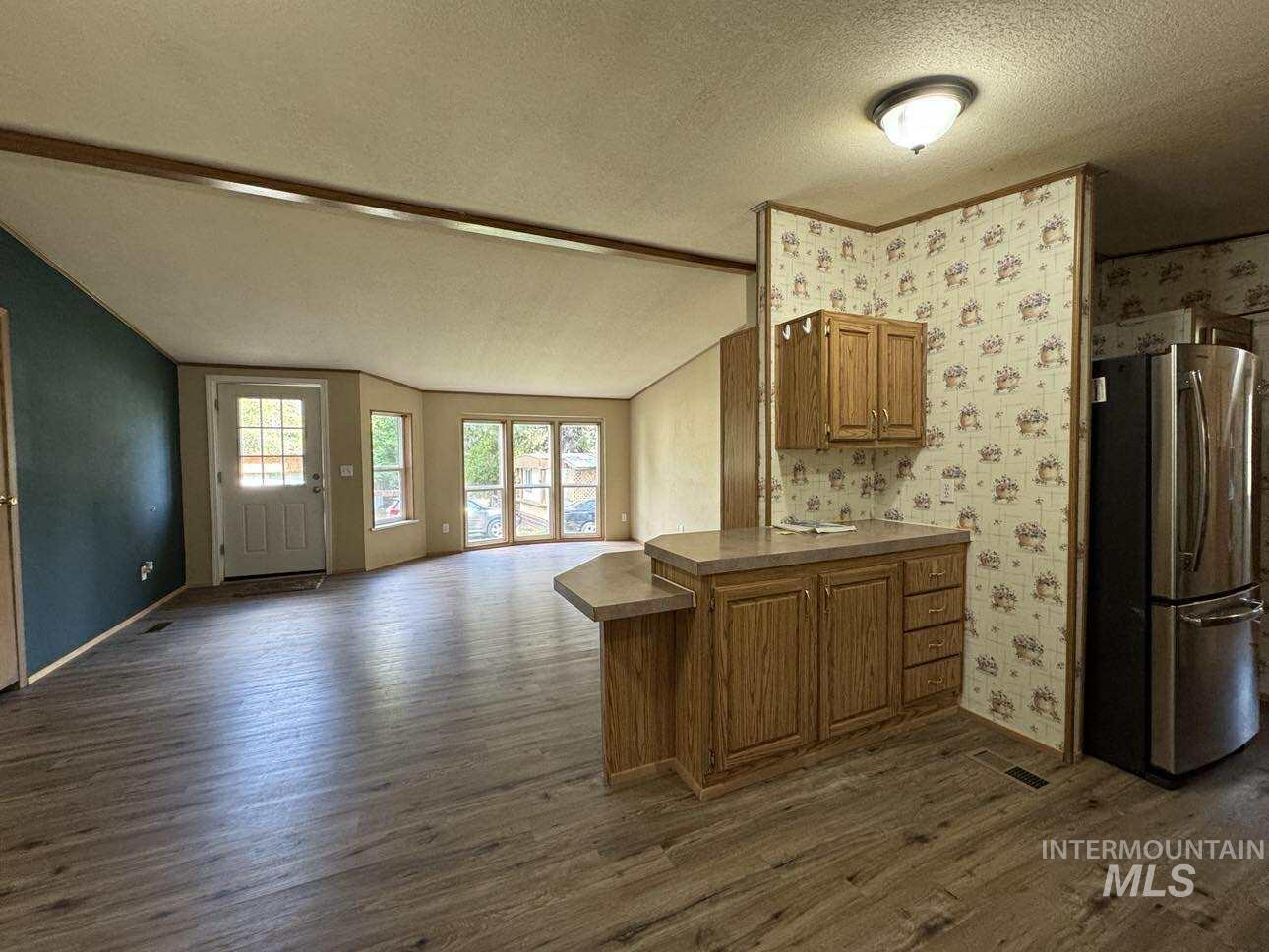 174 Elmwood Loop, Lenore, Idaho 83544, 3 Bedrooms, 2 Bathrooms, Residential For Sale, Price $127,000, 98977325