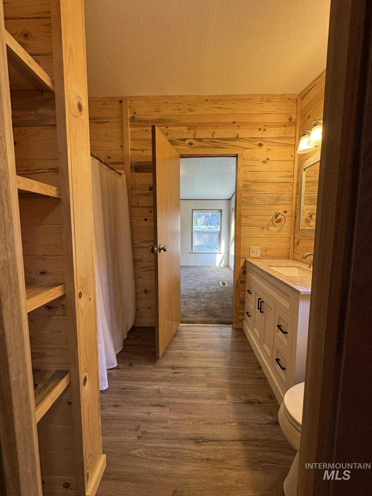 174 Elmwood Loop, Lenore, Idaho 83544, 3 Bedrooms, 2 Bathrooms, Residential For Sale, Price $127,000, 98977325