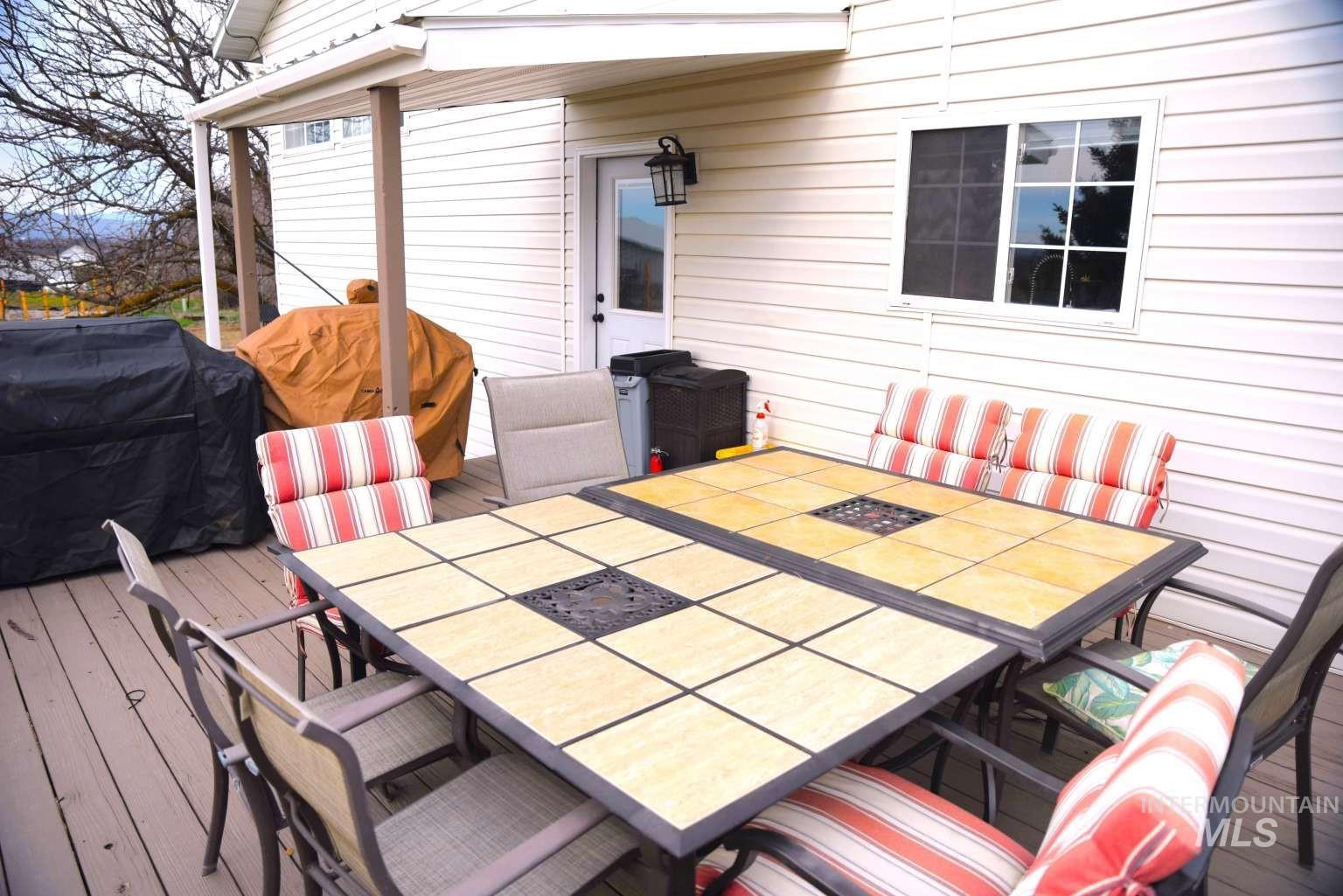 1065 Loafer Lane, Weiser, Idaho 83672, 4 Bedrooms, 2.5 Bathrooms, Residential For Sale, Price $585,000, 98977338