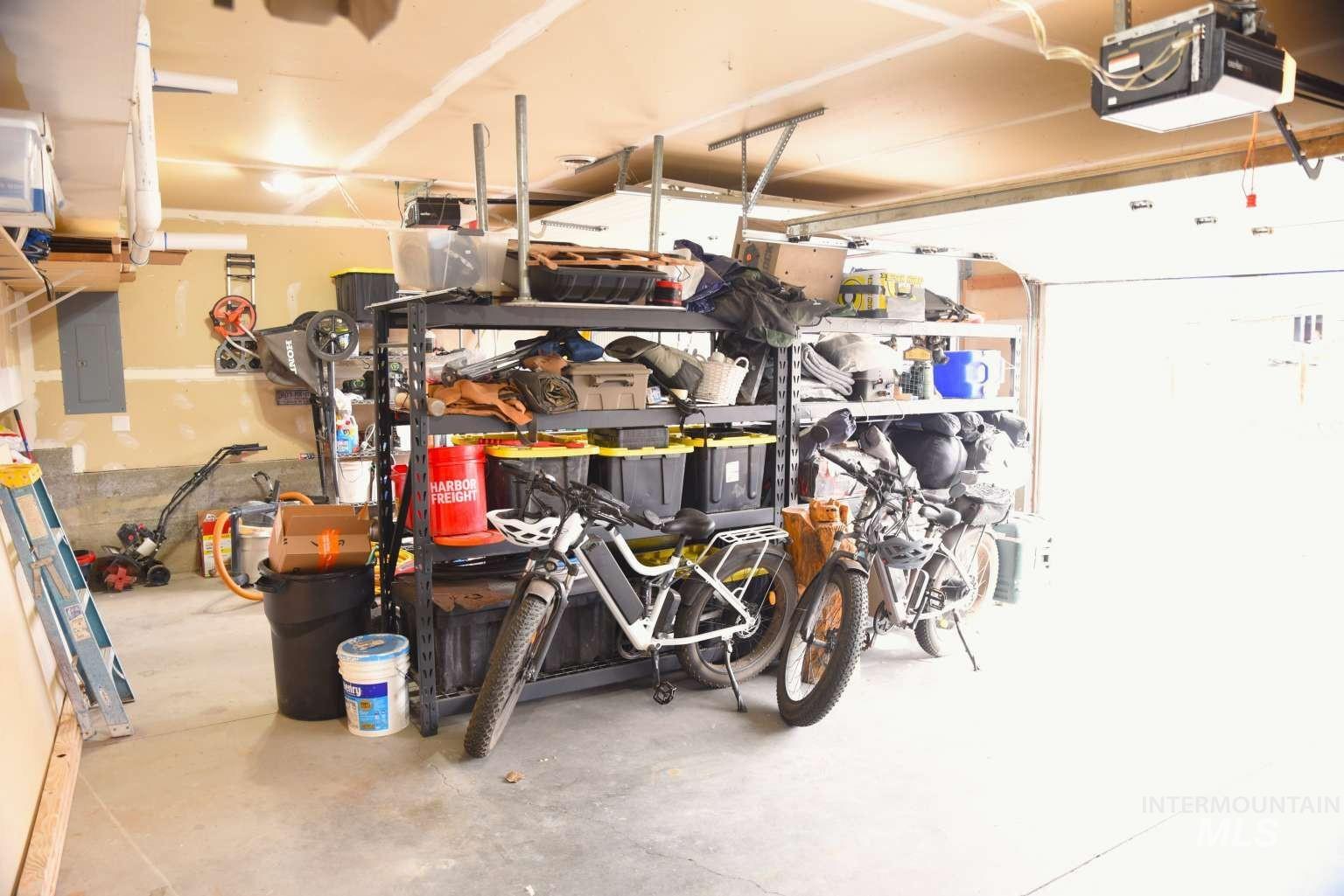 1065 Loafer Lane, Weiser, Idaho 83672, 4 Bedrooms, 2.5 Bathrooms, Residential For Sale, Price $585,000, 98977338