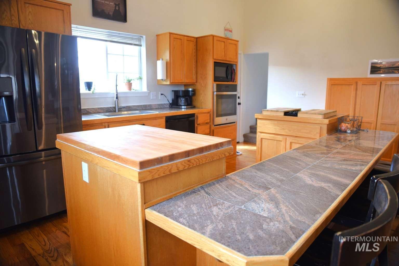 1065 Loafer Lane, Weiser, Idaho 83672, 4 Bedrooms, 2.5 Bathrooms, Residential For Sale, Price $585,000, 98977338