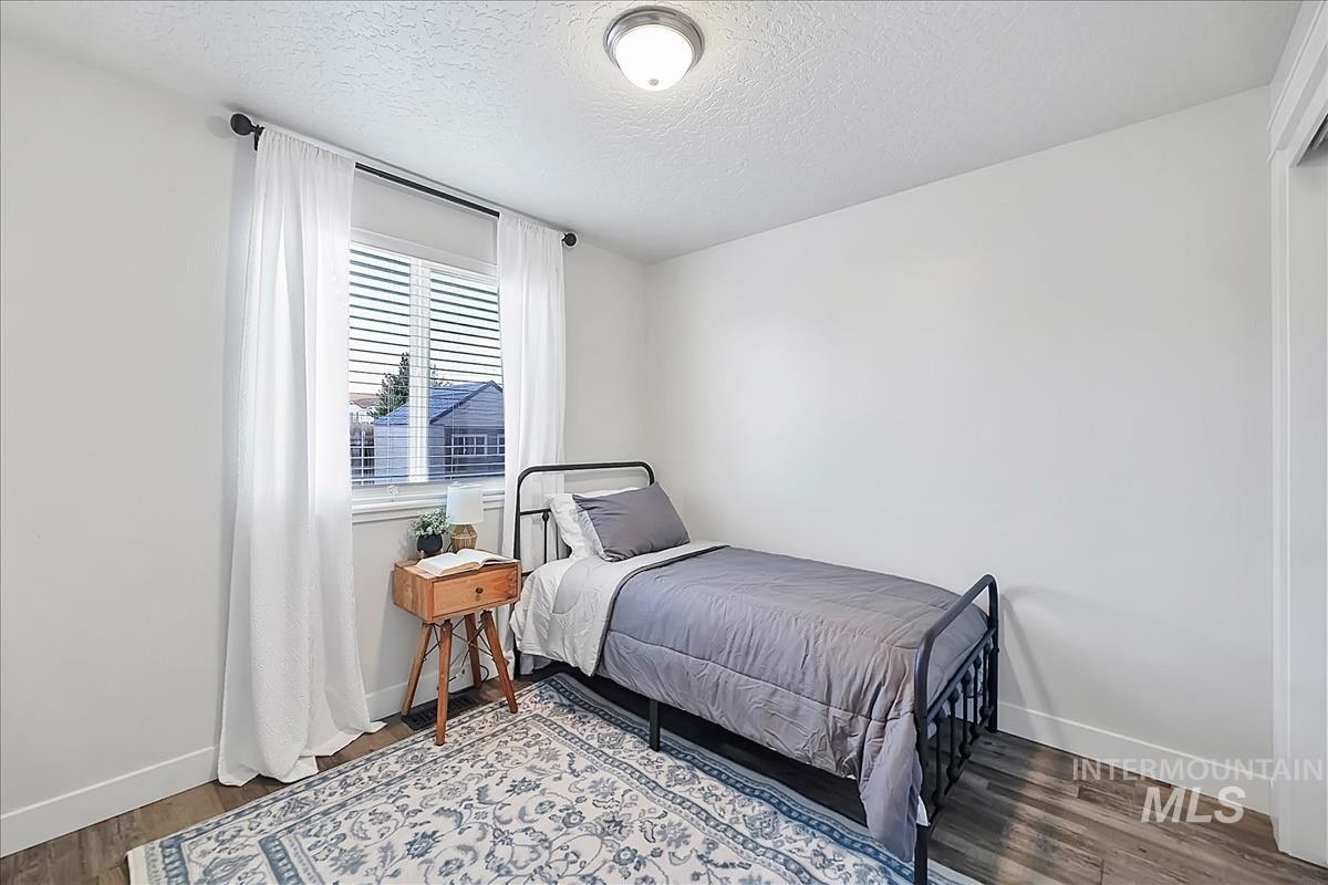 1211 W Hawaii Ave, Nampa, Idaho 83686, 3 Bedrooms, 2 Bathrooms, Residential For Sale, Price $369,900, 98977339