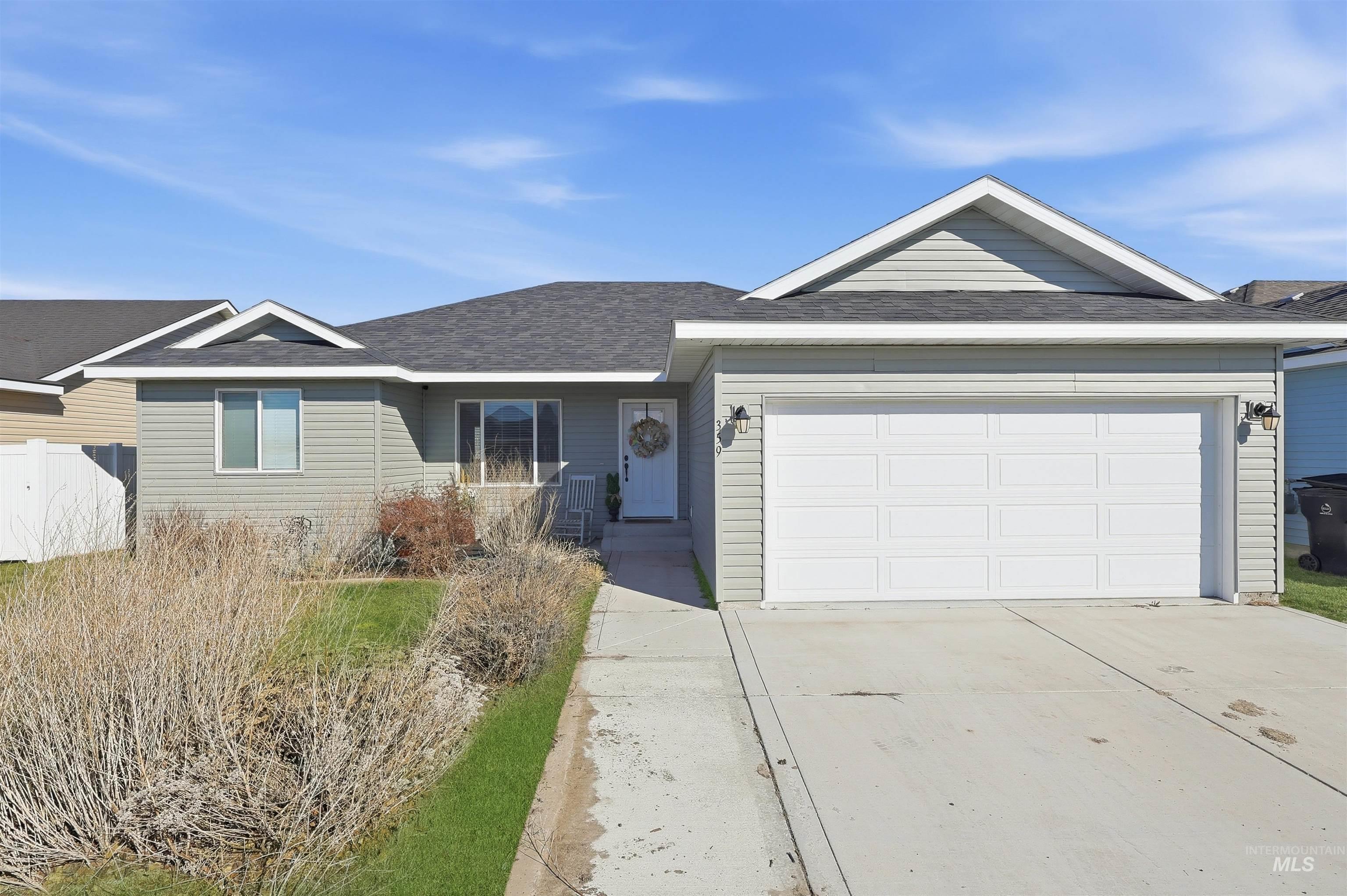359 Miller Ave, Burley, Idaho 83318, 3 Bedrooms, 2 Bathrooms, Residential For Sale, Price $330,000,MLS 98977340
