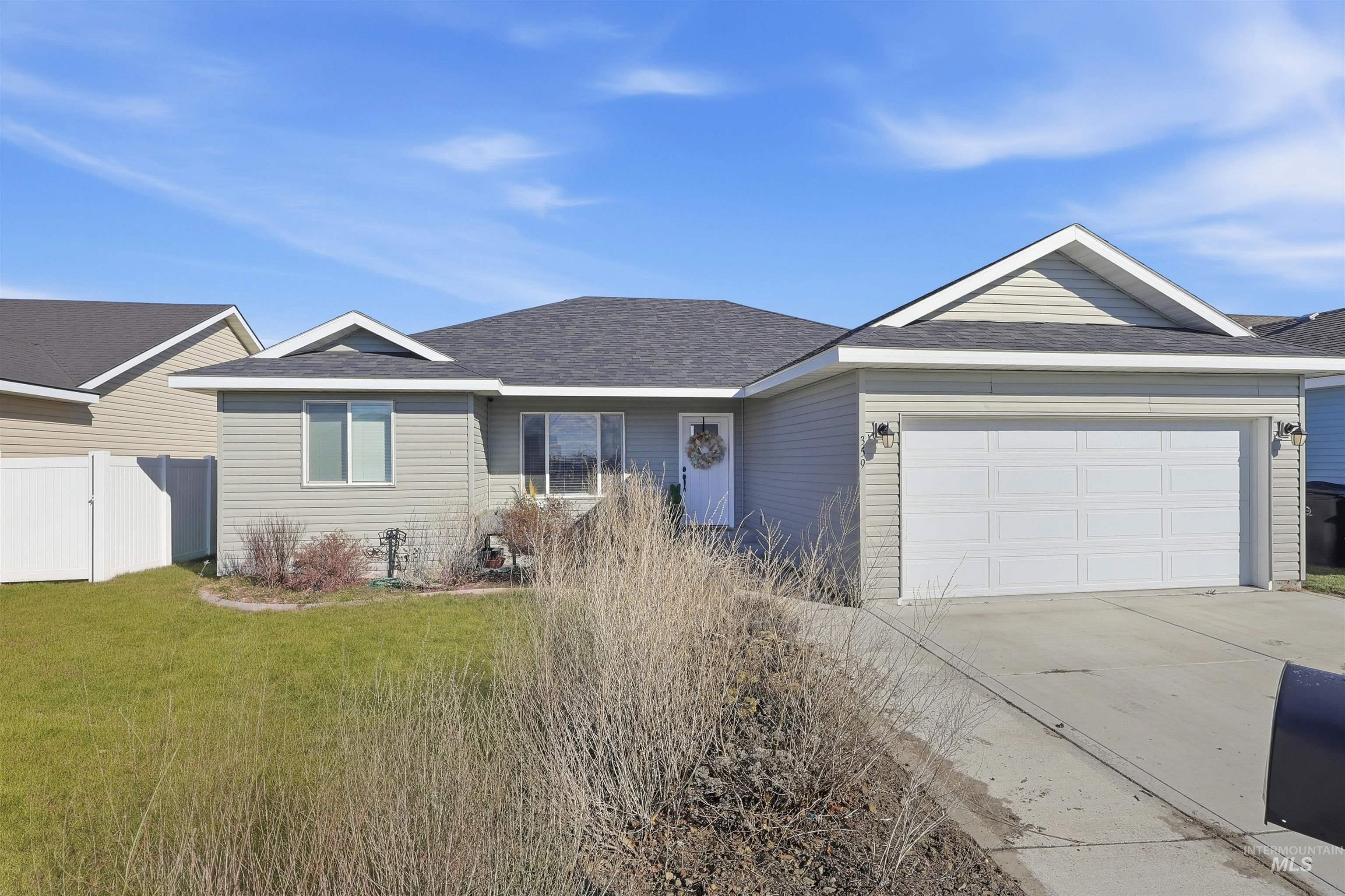 359 Miller Ave, Burley, Idaho 83318, 3 Bedrooms, 2 Bathrooms, Residential For Sale, Price $330,000,MLS 98977340