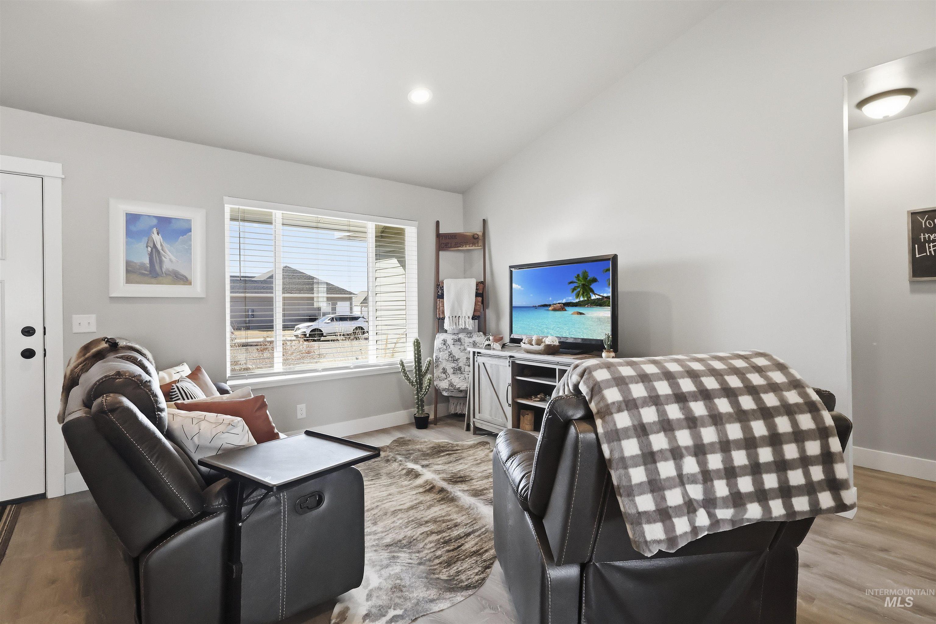 359 Miller Ave, Burley, Idaho 83318, 3 Bedrooms, 2 Bathrooms, Residential For Sale, Price $330,000,MLS 98977340