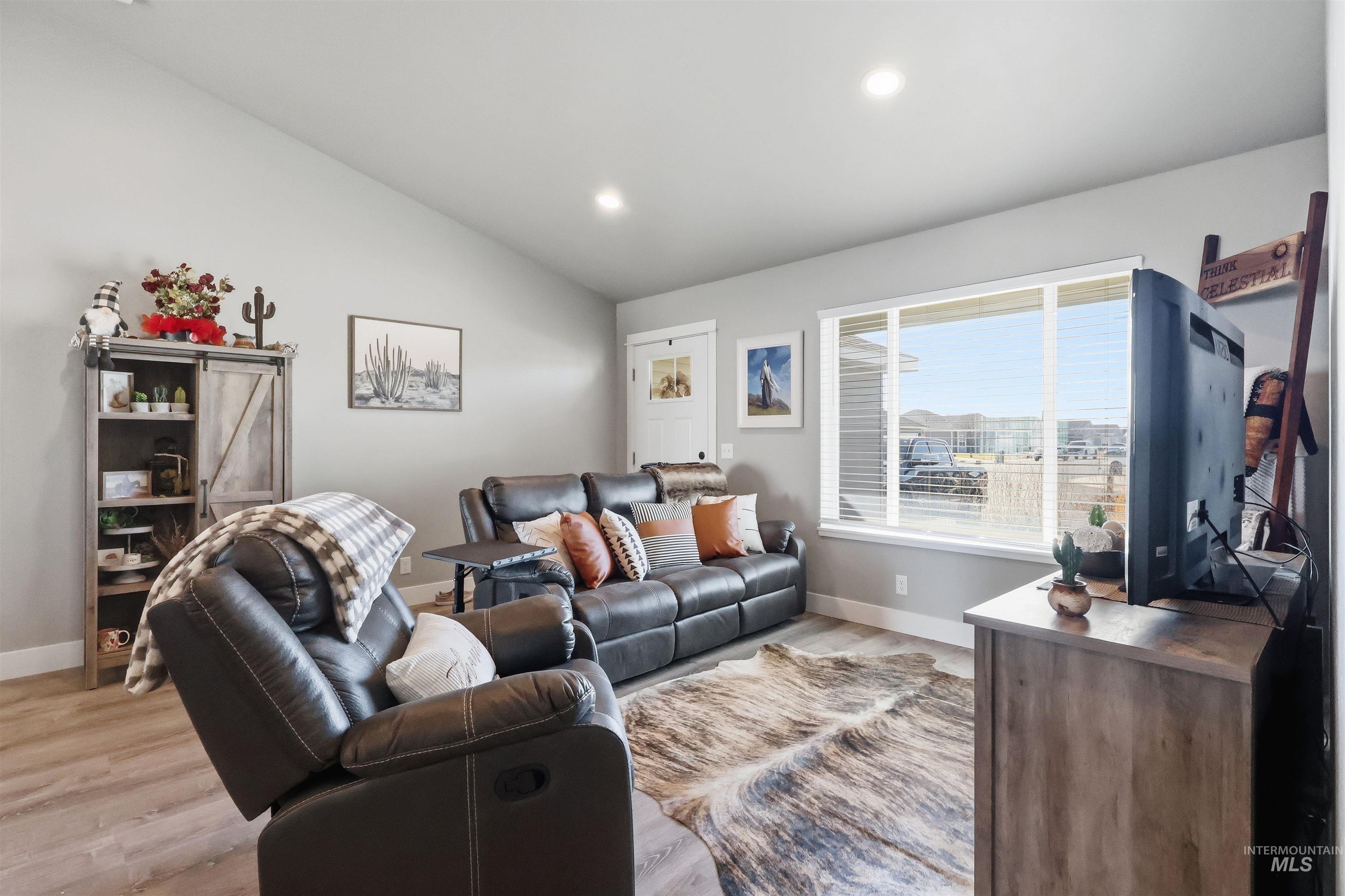 359 Miller Ave, Burley, Idaho 83318, 3 Bedrooms, 2 Bathrooms, Residential For Sale, Price $330,000,MLS 98977340