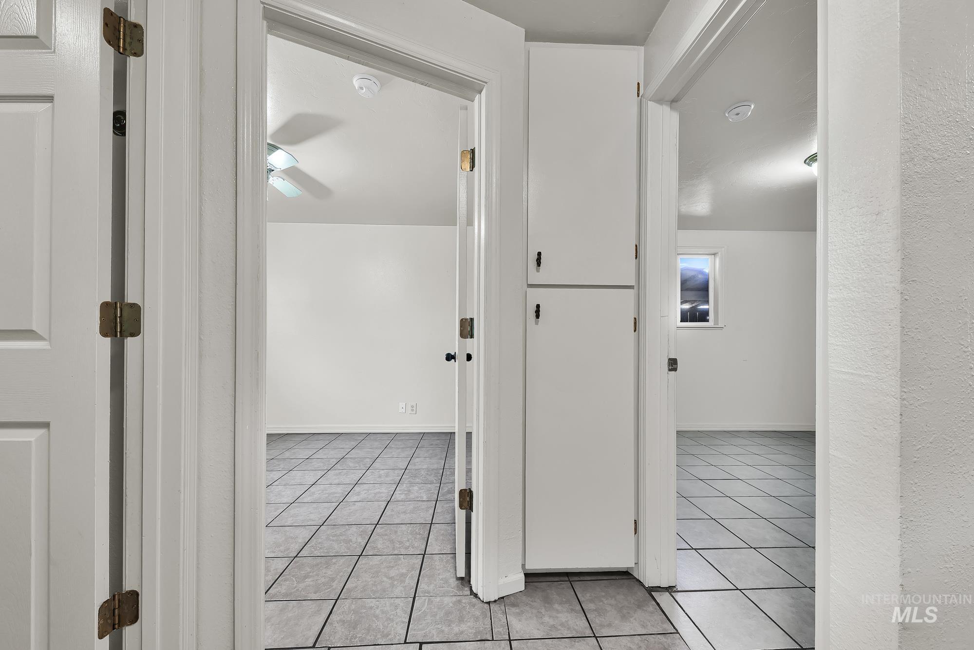 816 S Wardwell Ave, Emmett, Idaho 83617, 5 Bedrooms, 2 Bathrooms, Residential For Sale, Price $349,900,MLS 98977342