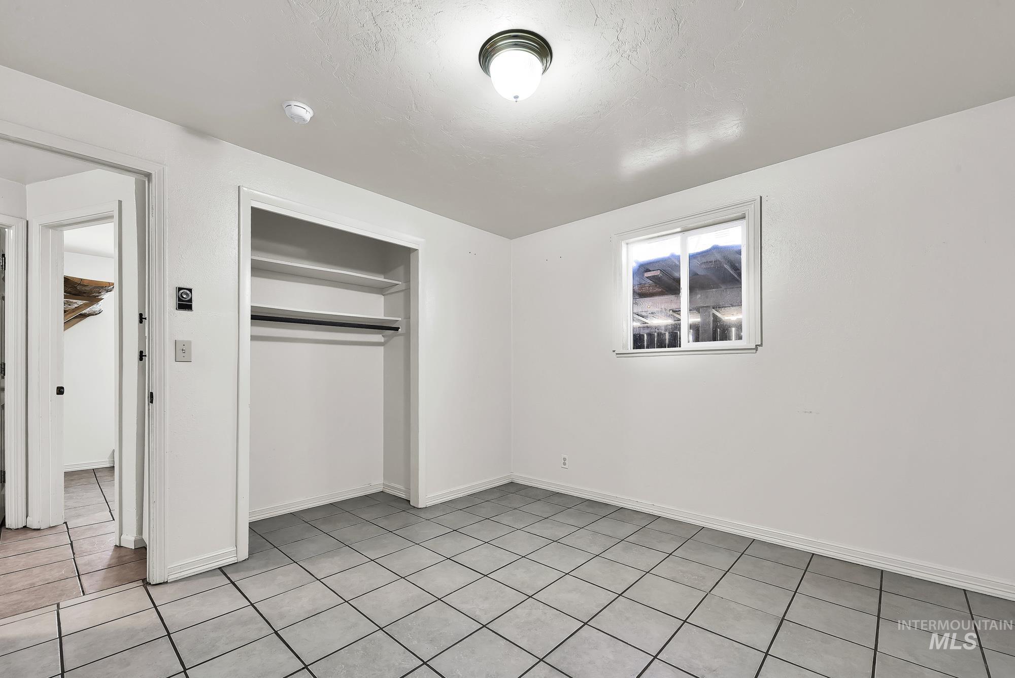 816 S Wardwell Ave, Emmett, Idaho 83617, 5 Bedrooms, 2 Bathrooms, Residential For Sale, Price $349,900,MLS 98977342