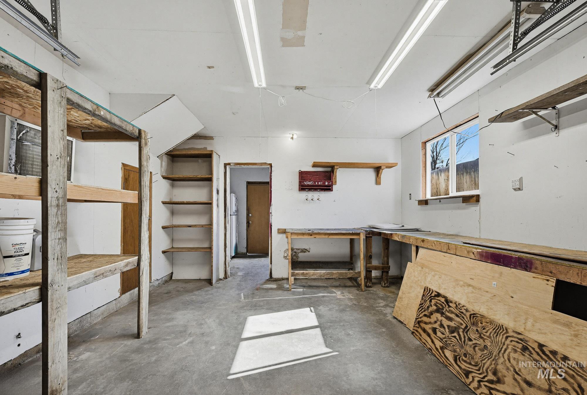 816 S Wardwell Ave, Emmett, Idaho 83617, 5 Bedrooms, 2 Bathrooms, Residential For Sale, Price $349,900,MLS 98977342